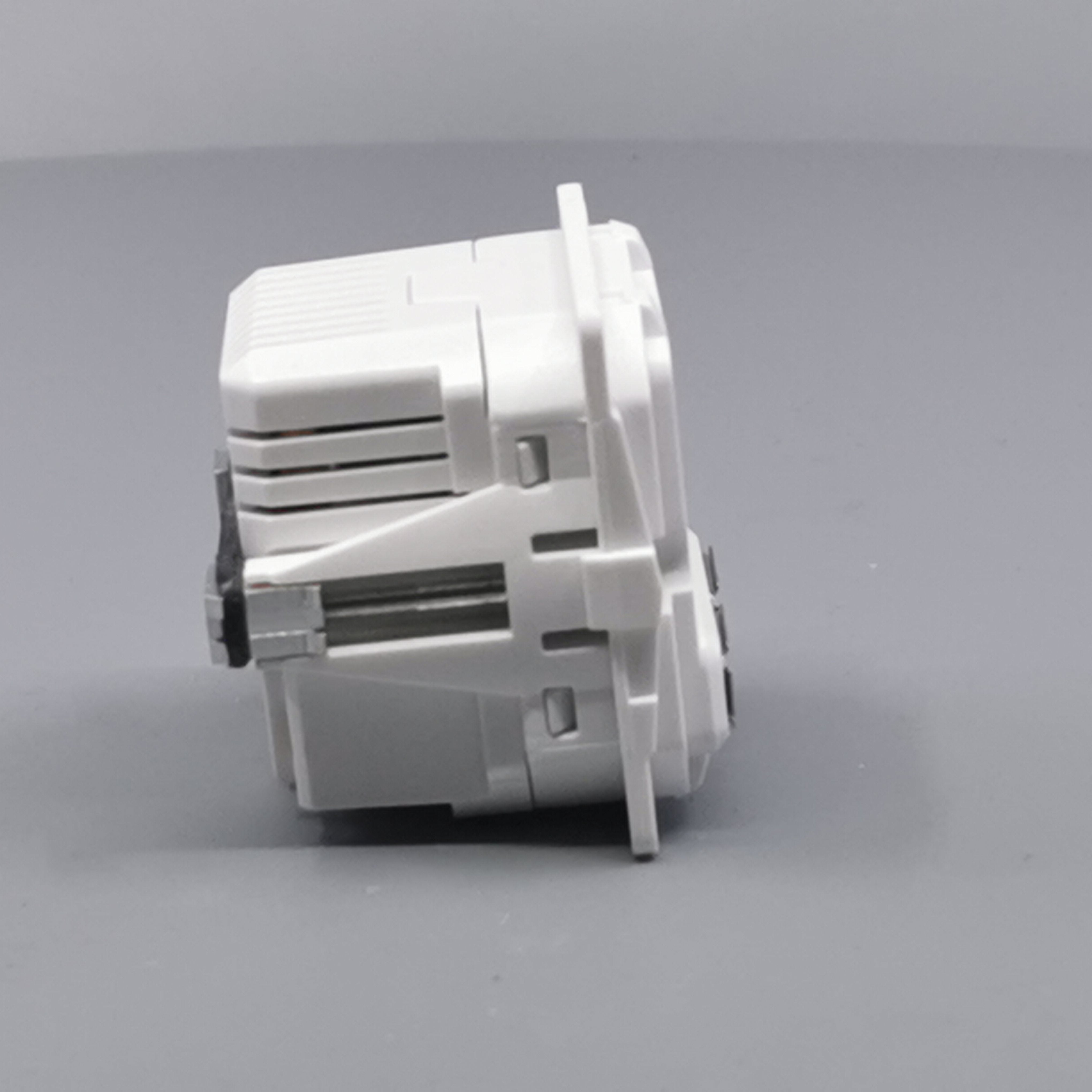 LK Fuga 2xUSB lader 2,1A 1 modul uden afdækning