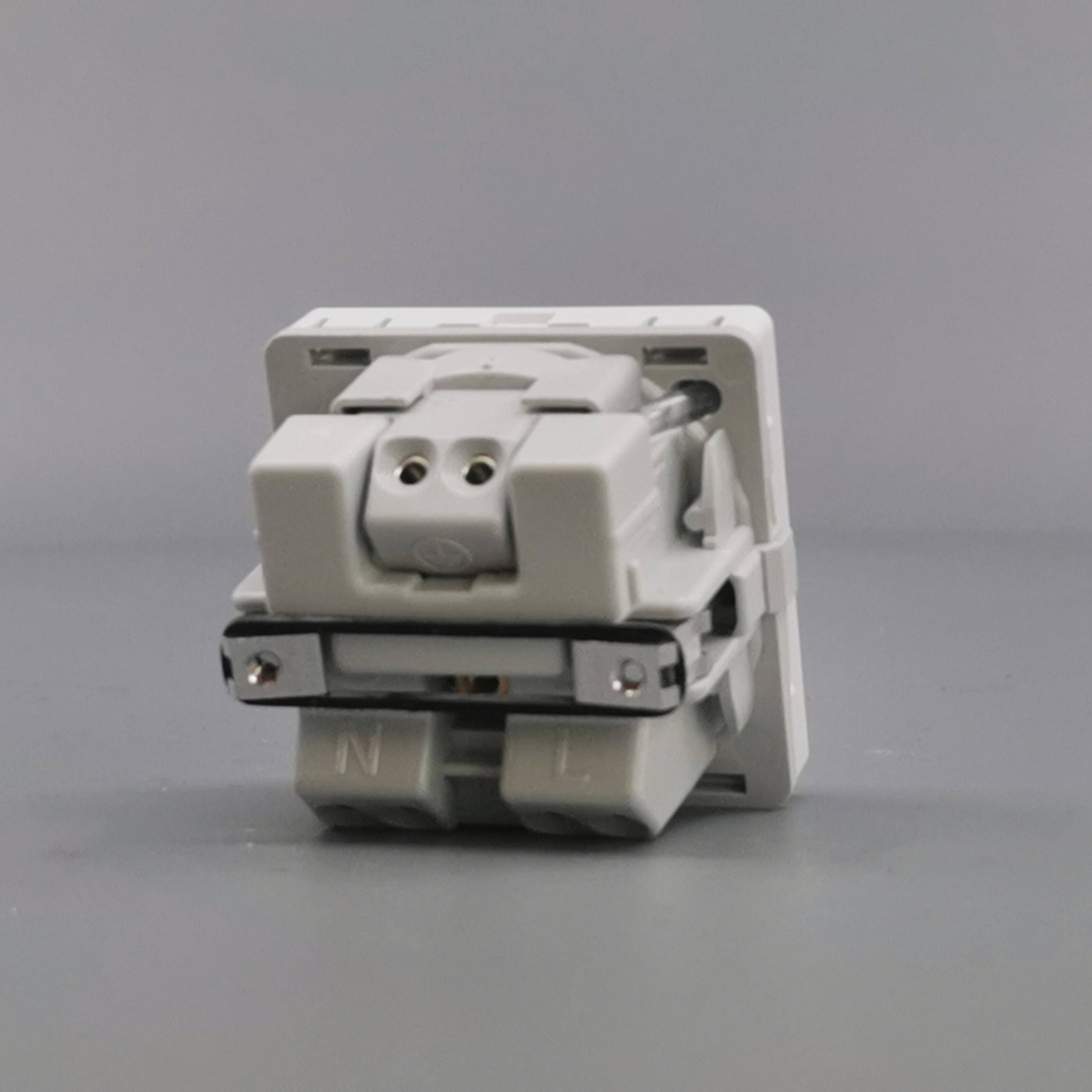 Fuga stikkontakt m. jord og LED lampe 1 modul - hvid