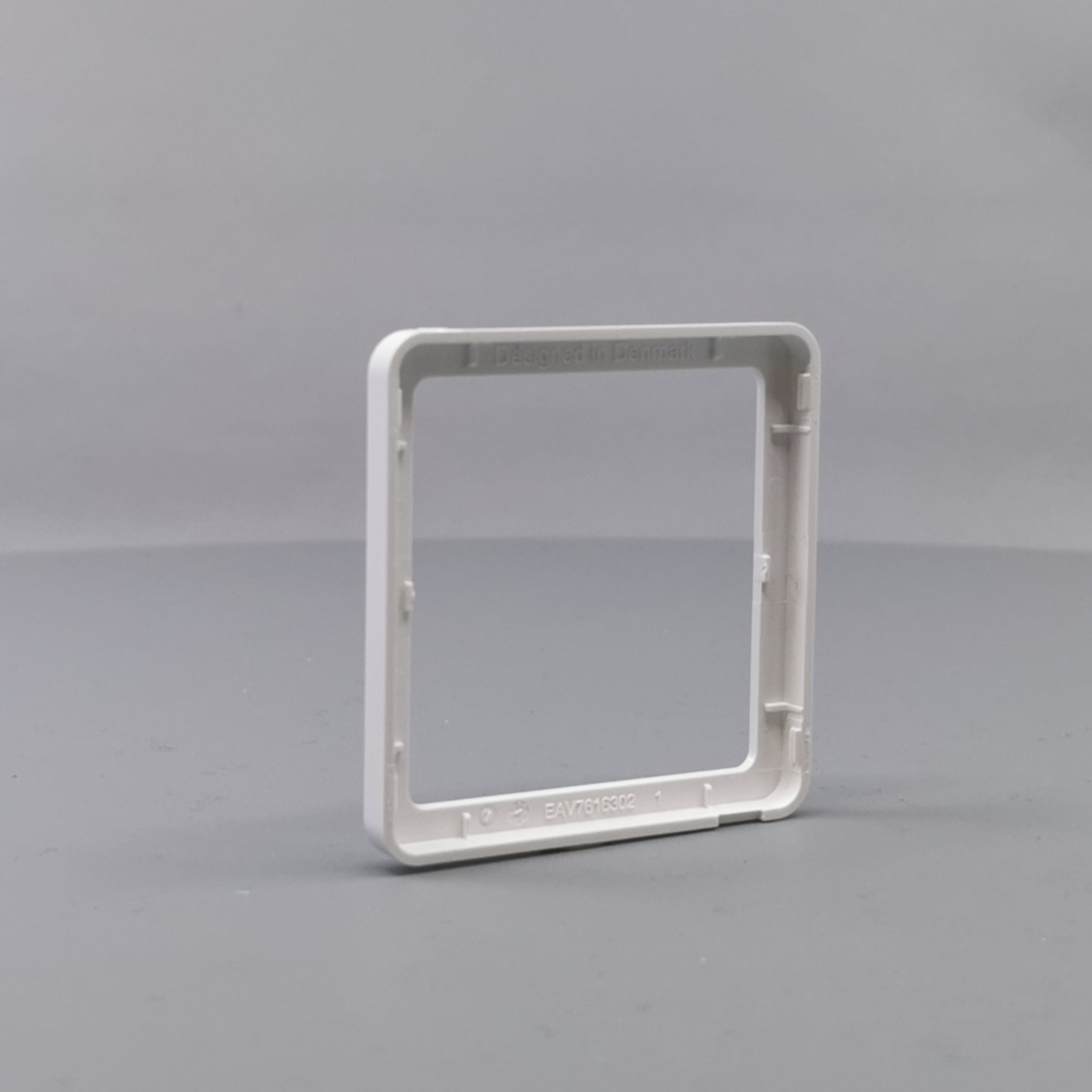 LK Fuga ramme SLIM 55 1m - hvid