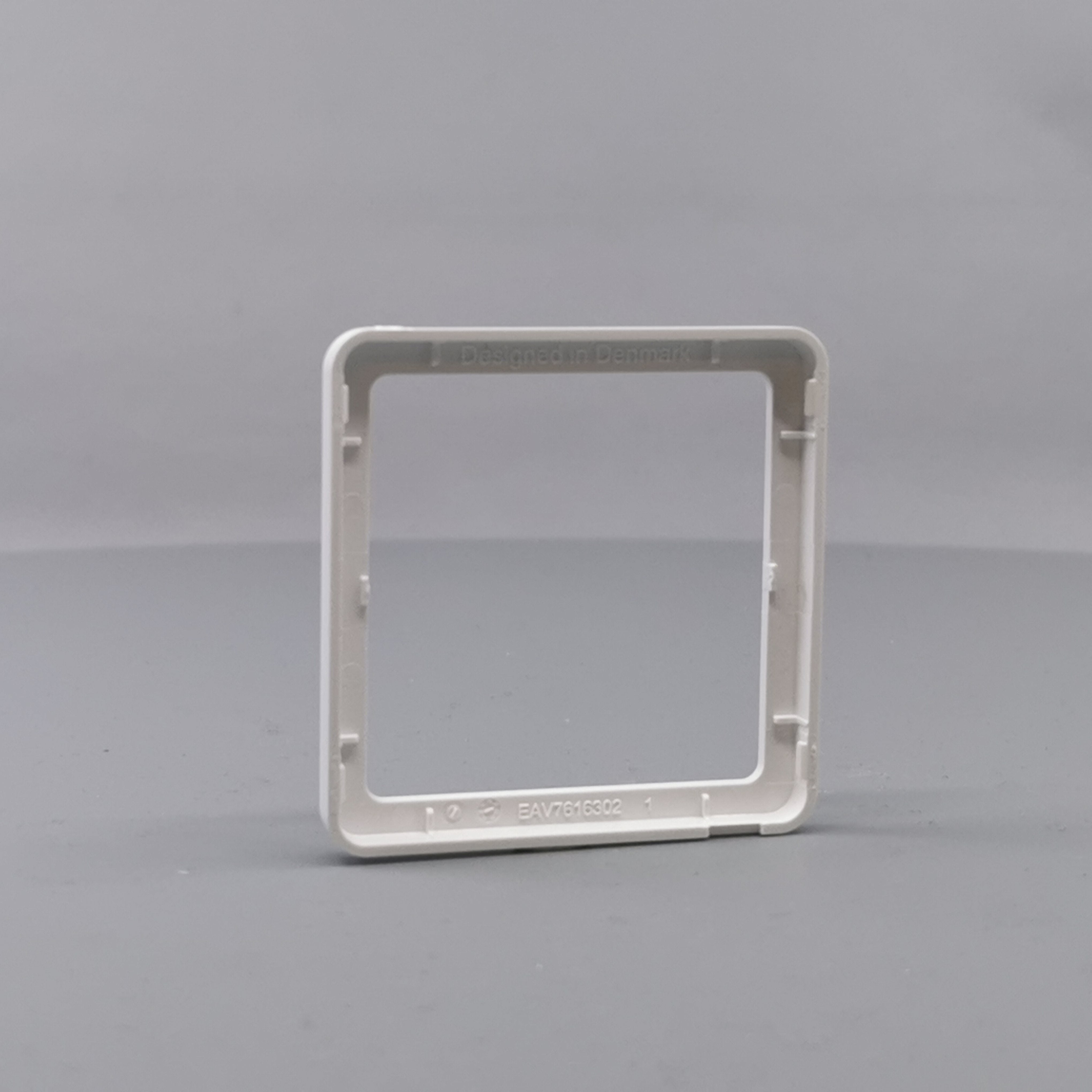 LK Fuga ramme SLIM 55 1m - hvid