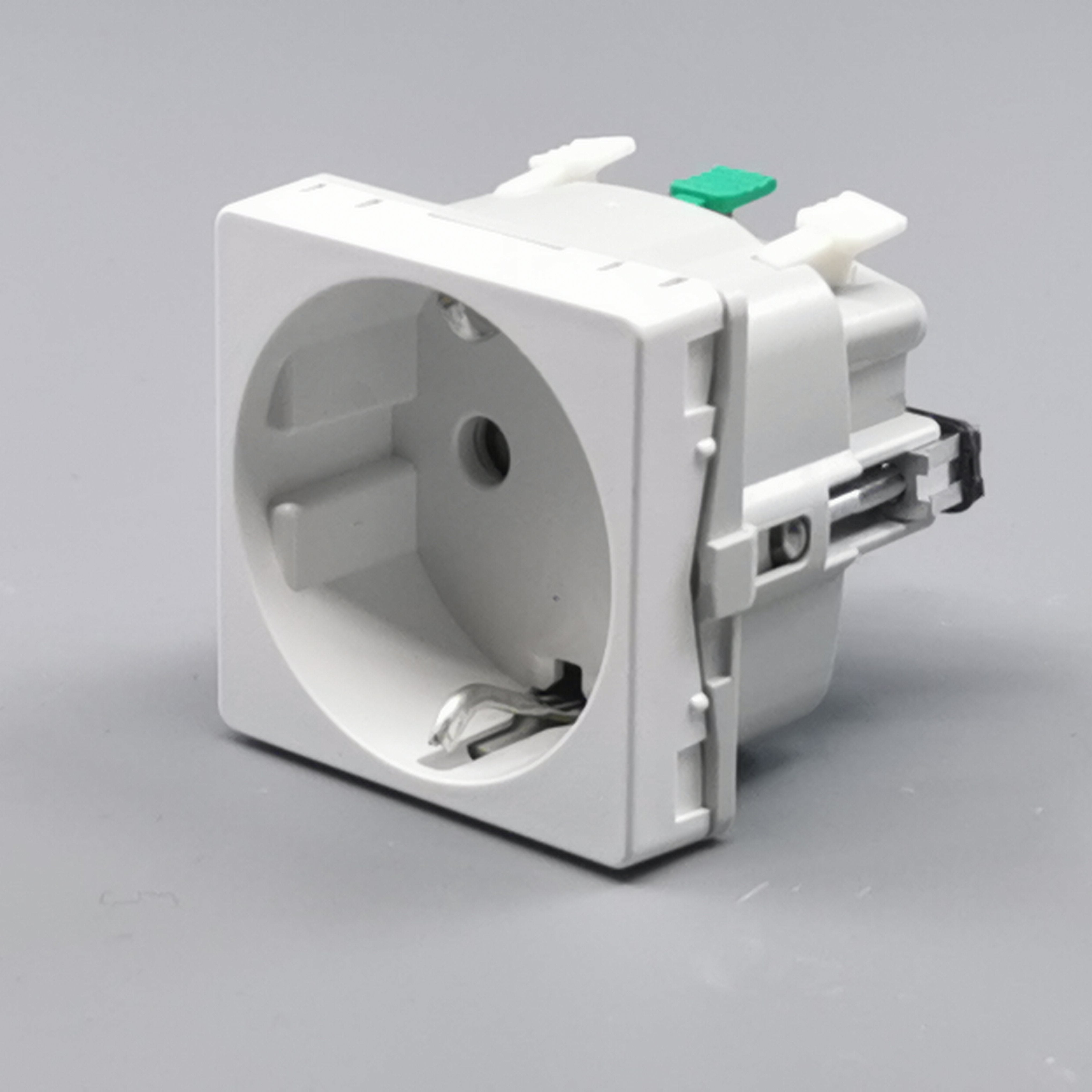 LK Fuga stikkontakt med sidejord 1m - hvid