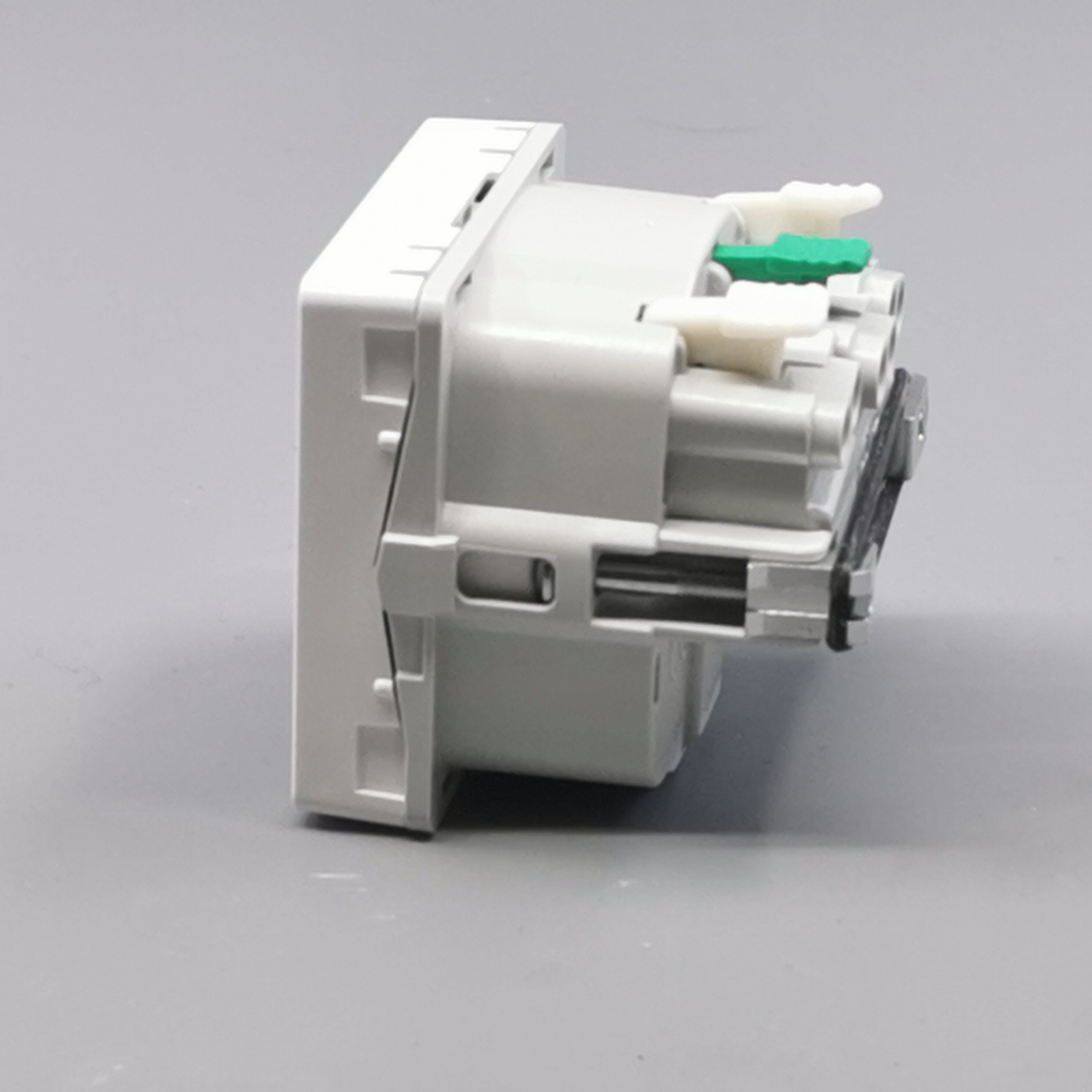 LK Fuga stikkontakt med sidejord 1m - hvid