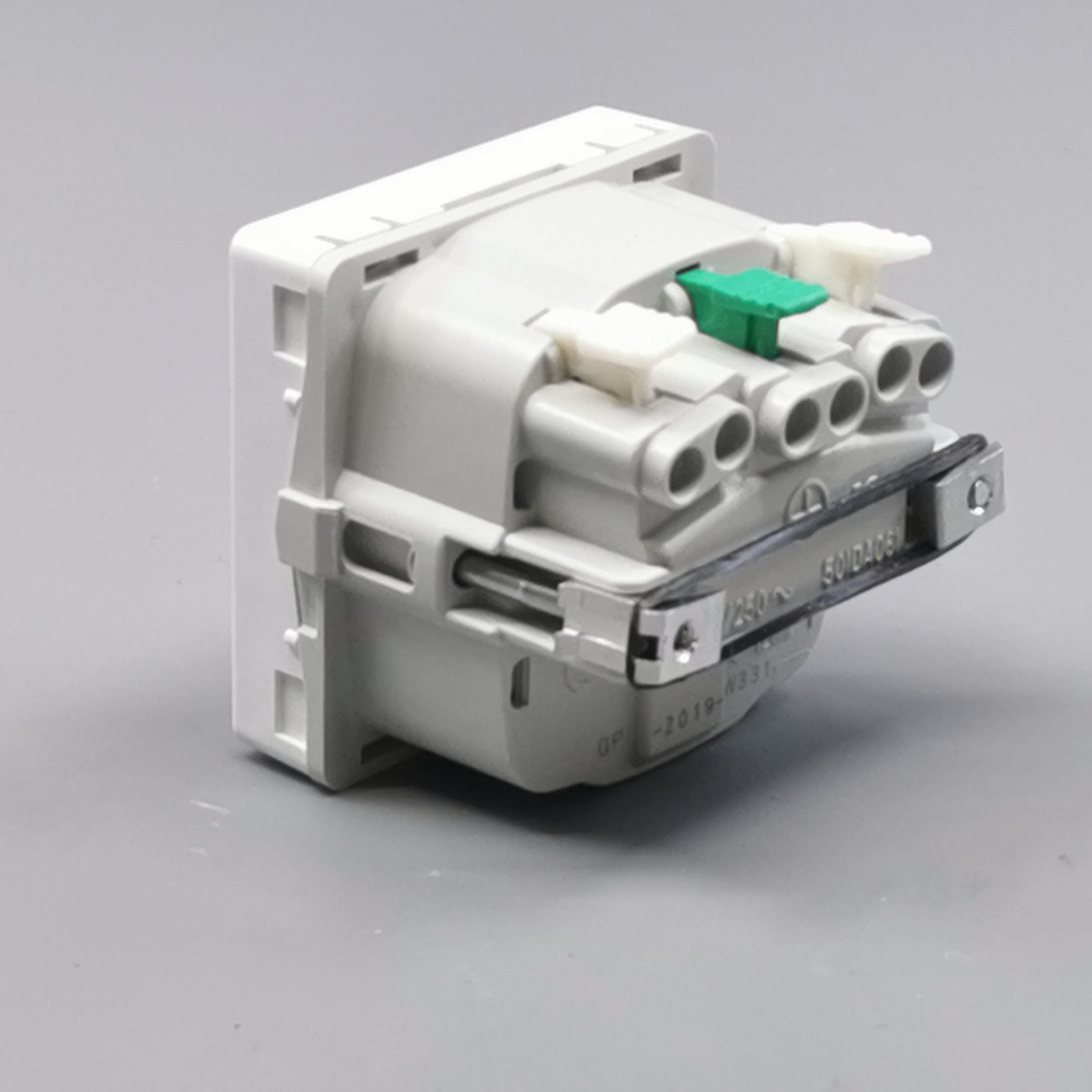 LK Fuga stikkontakt med sidejord 1m - hvid