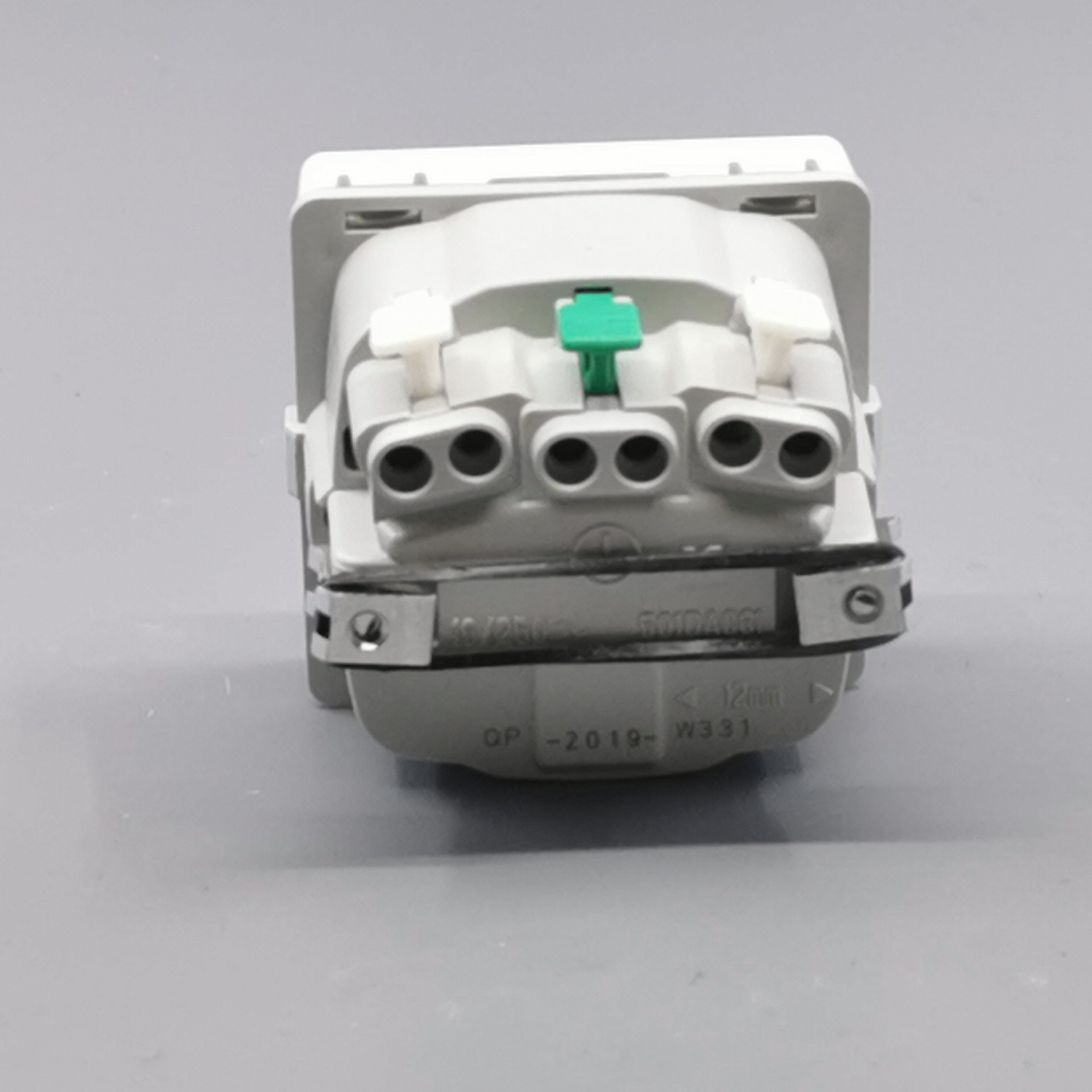 LK Fuga stikkontakt med sidejord 1m - hvid