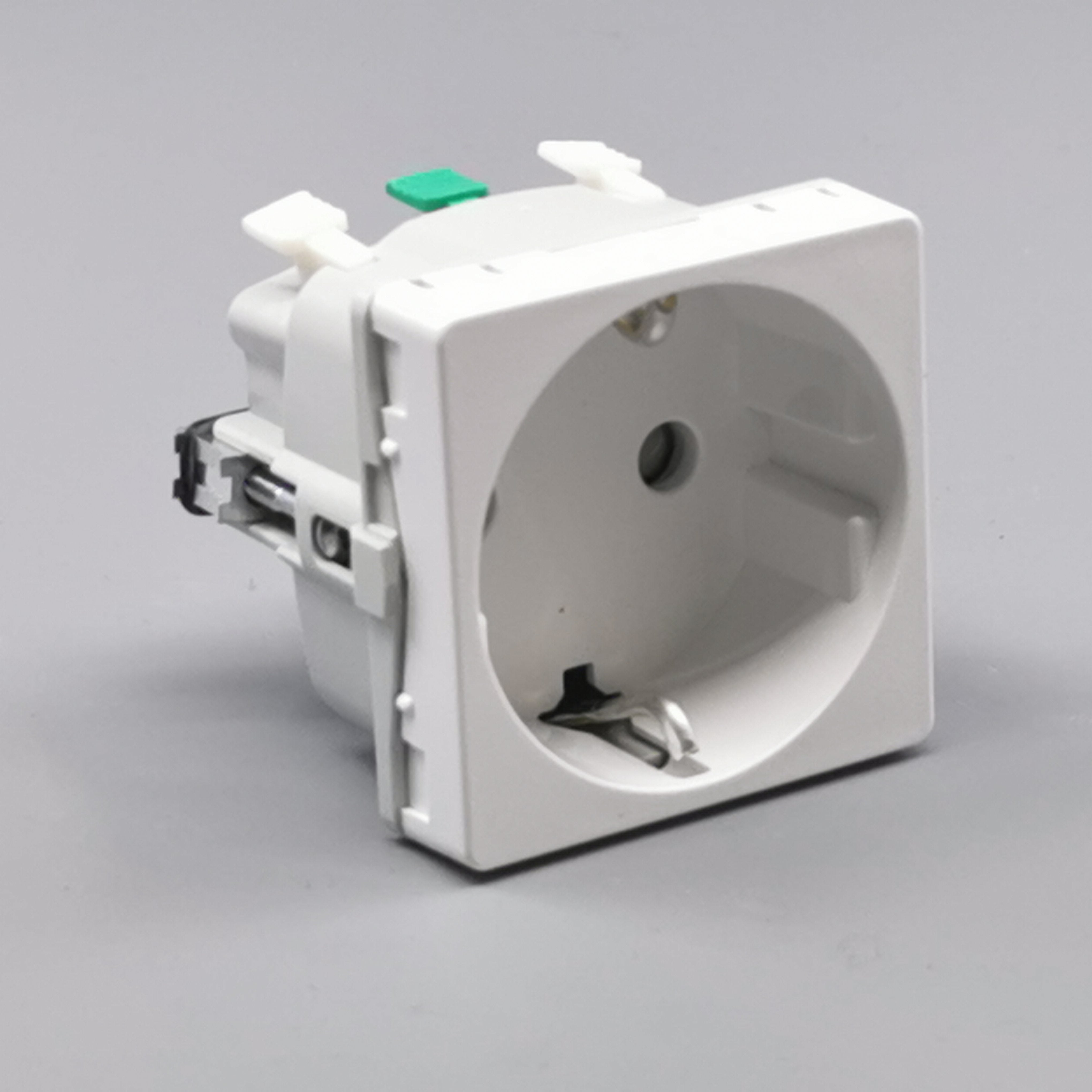 LK Fuga stikkontakt med sidejord 1m - hvid