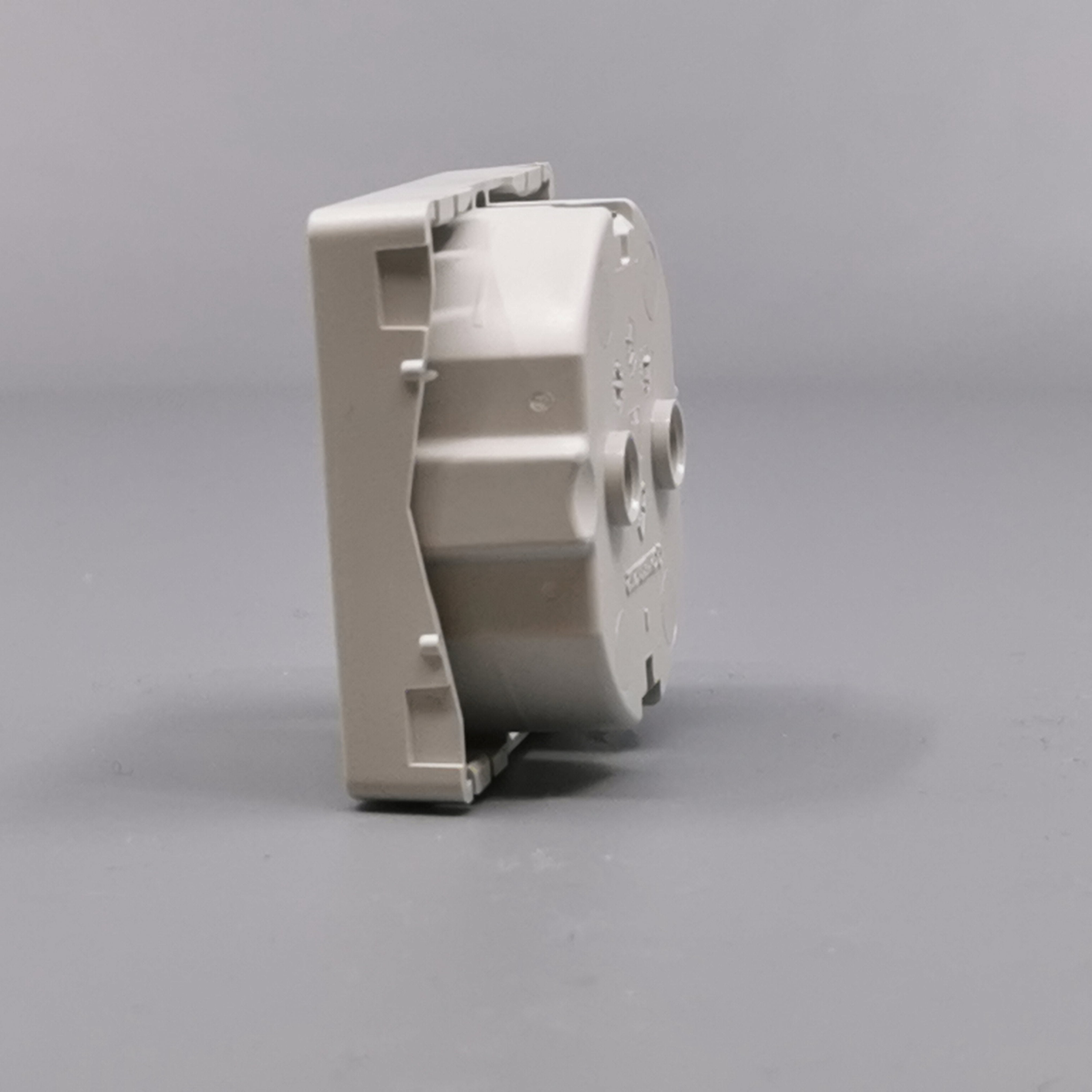 LK Fuga afdækning til 1m stikkontakt med sidejord - lysegrå