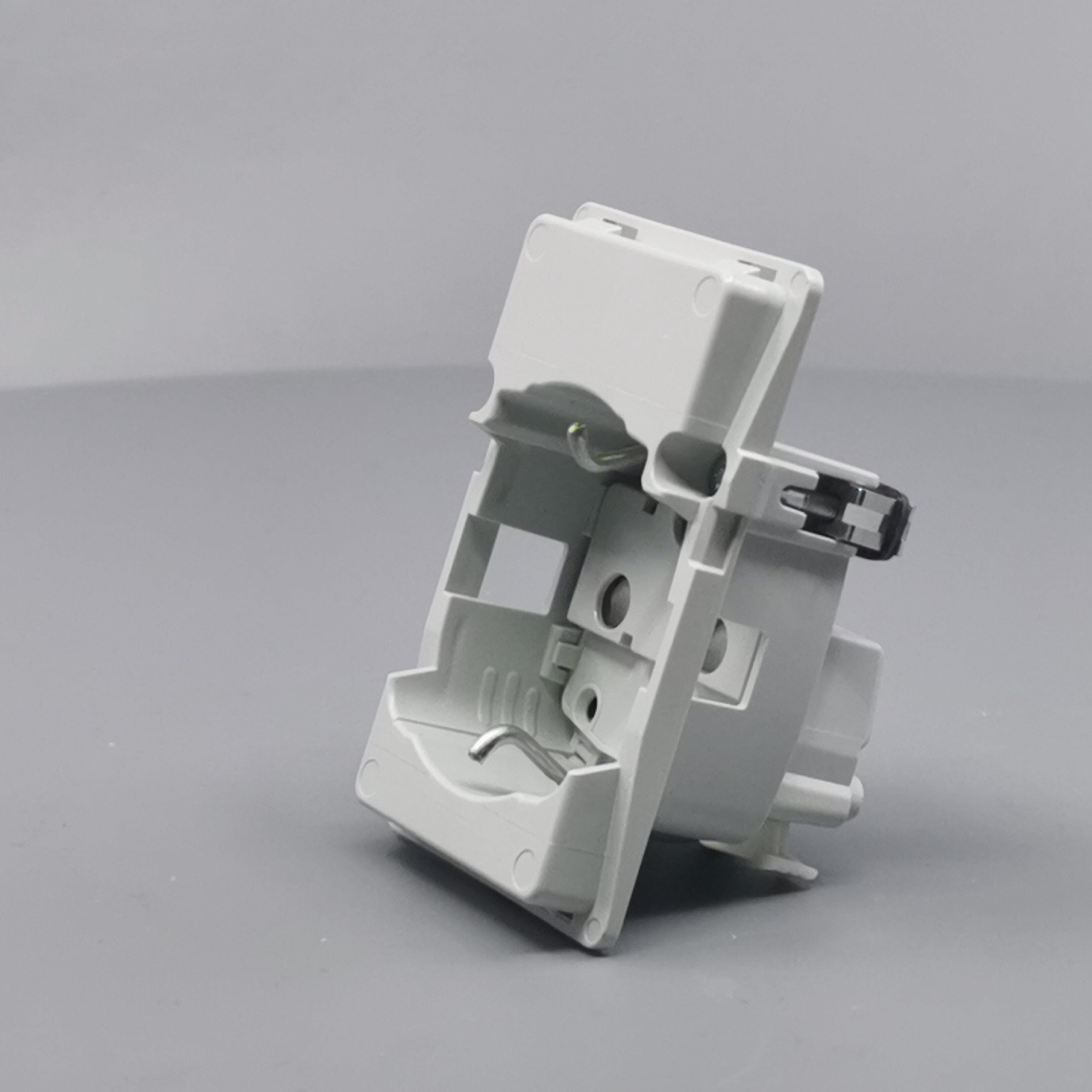 LK Fuga stikkontakt med sidejord 1½m - uden afdækning