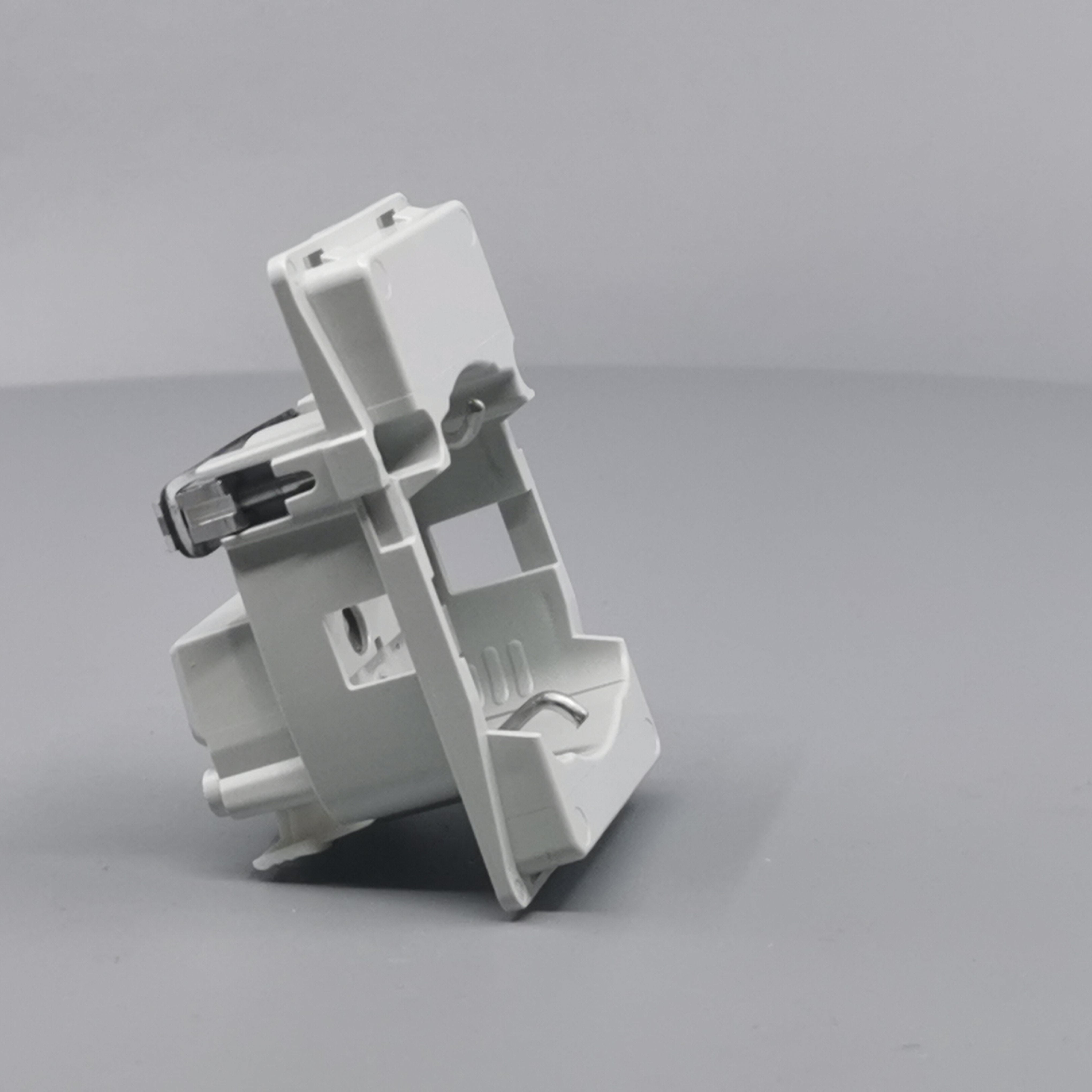 LK Fuga stikkontakt med sidejord 1½m - uden afdækning