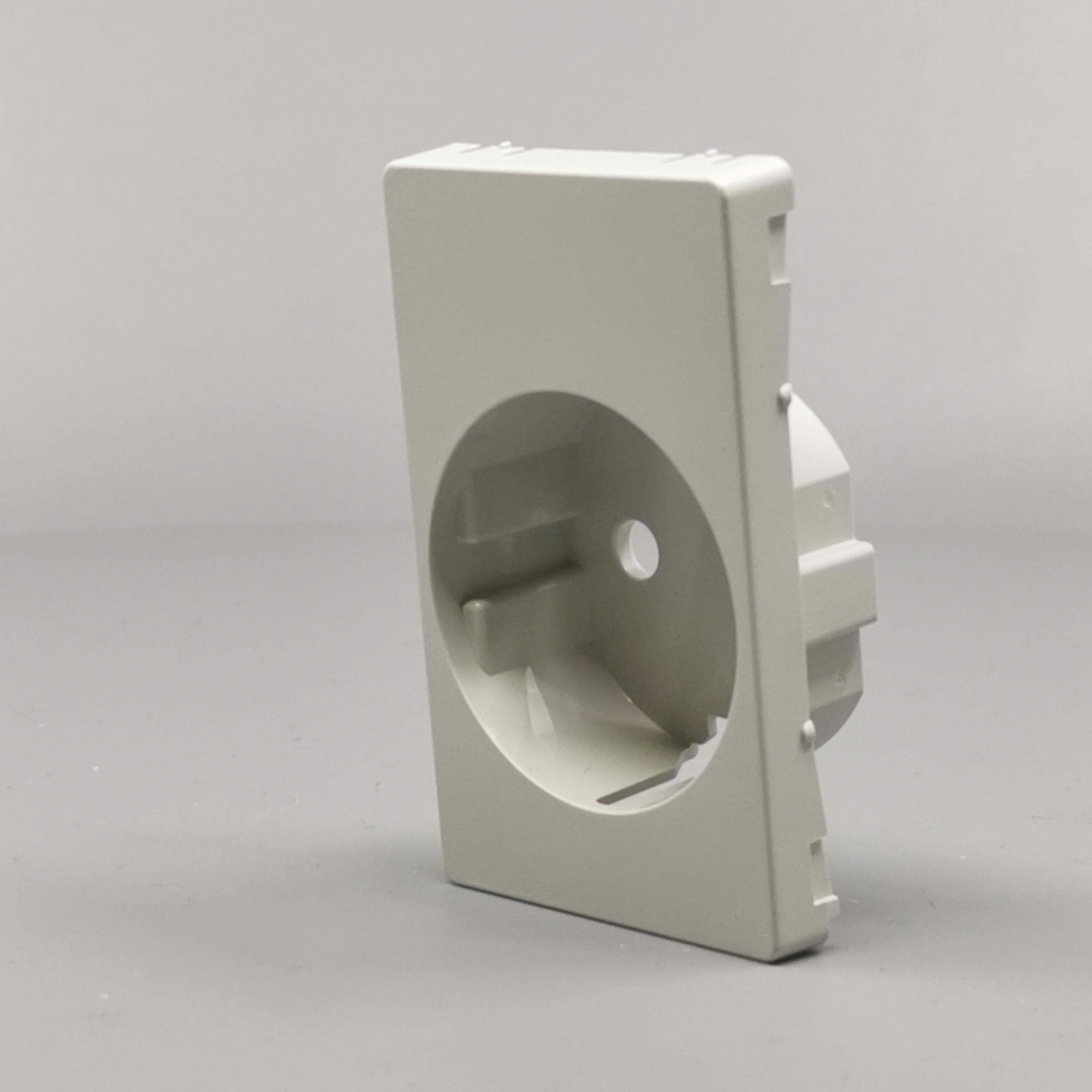 LK Fuga afdækning til 1½m stikkontakt med sidejord - lysegrå