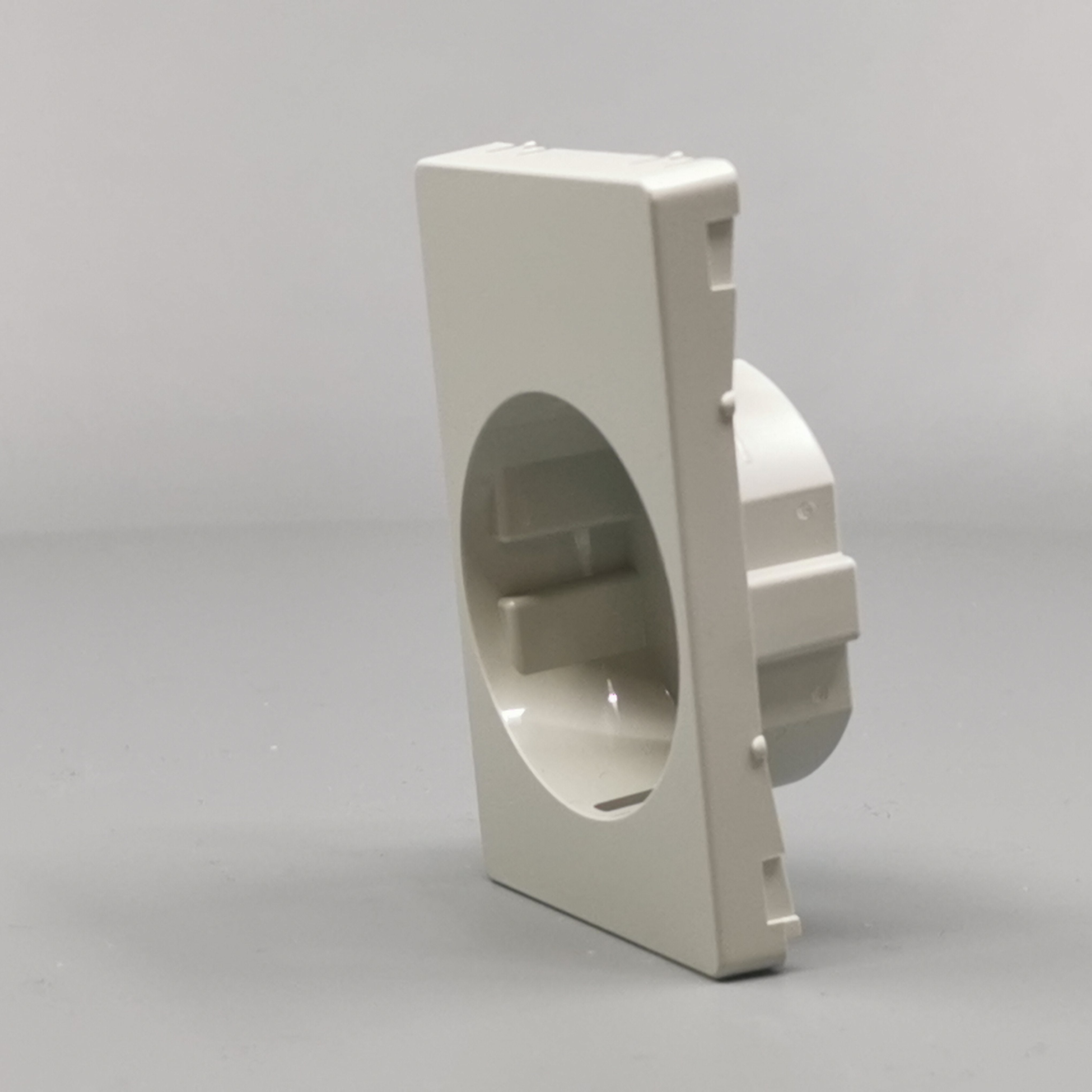 LK Fuga afdækning til 1½m stikkontakt med sidejord - lysegrå