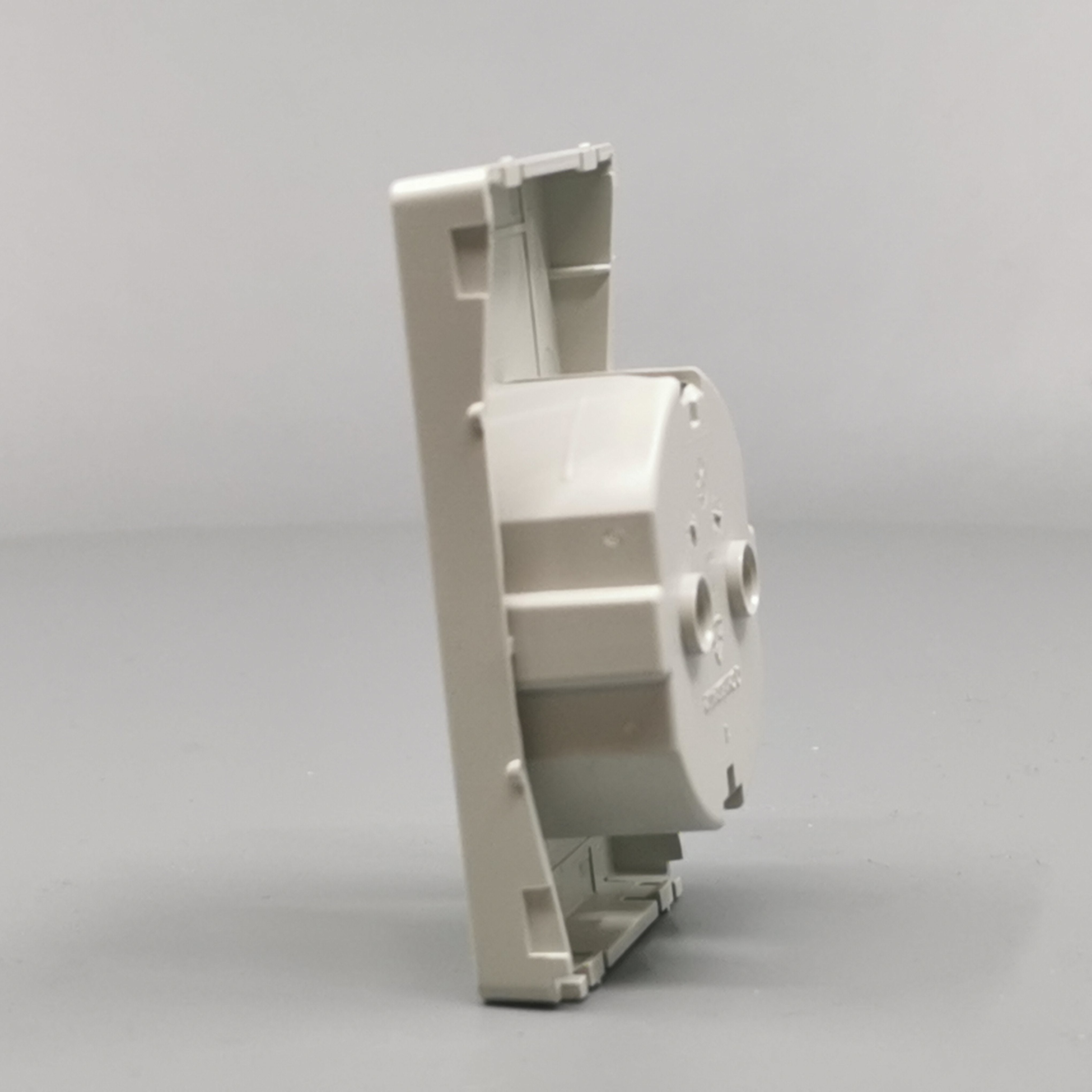 LK Fuga afdækning til 1½m stikkontakt med sidejord - lysegrå