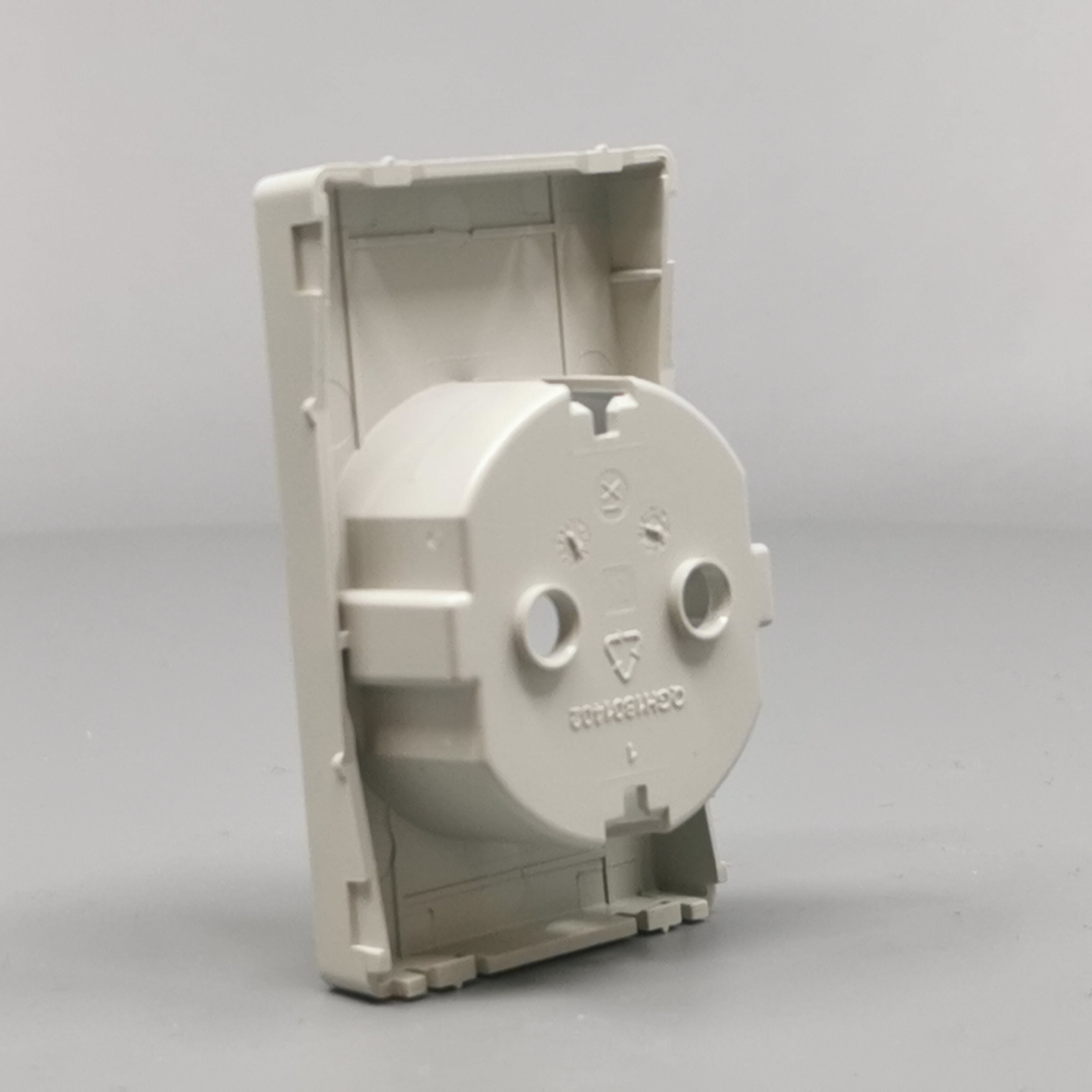 LK Fuga afdækning til 1½m stikkontakt med sidejord - lysegrå