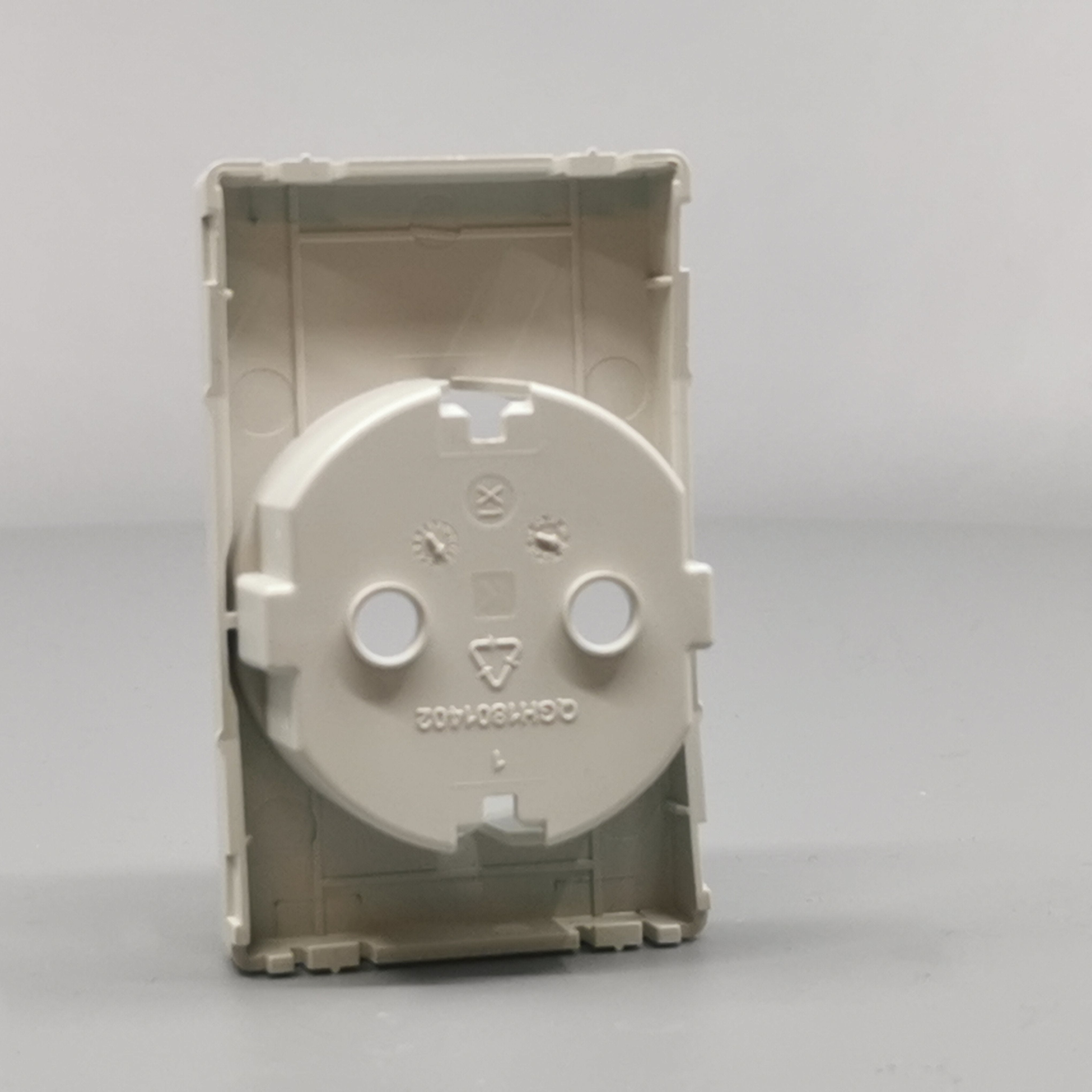 LK Fuga afdækning til 1½m stikkontakt med sidejord - lysegrå