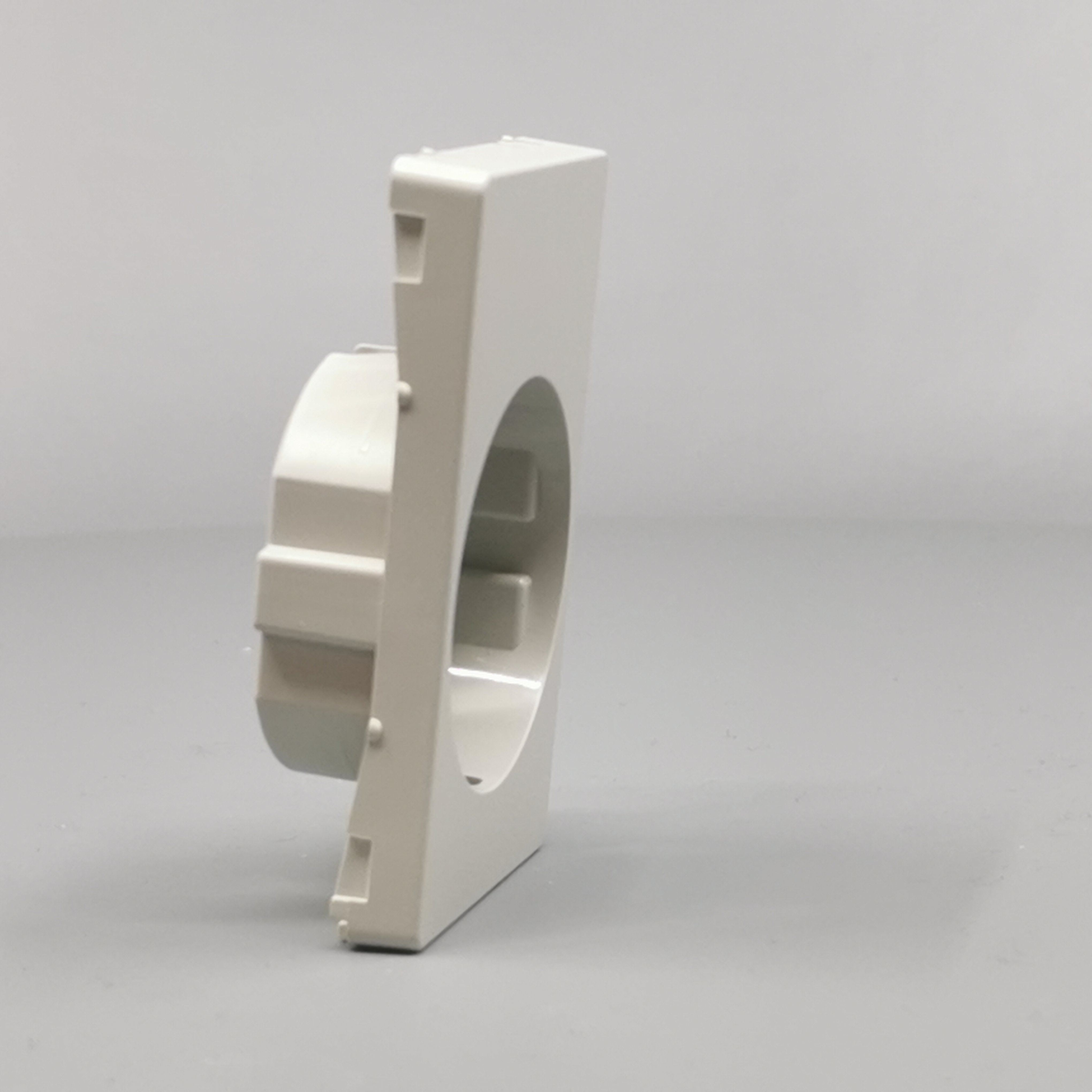 LK Fuga afdækning til 1½m stikkontakt med sidejord - lysegrå