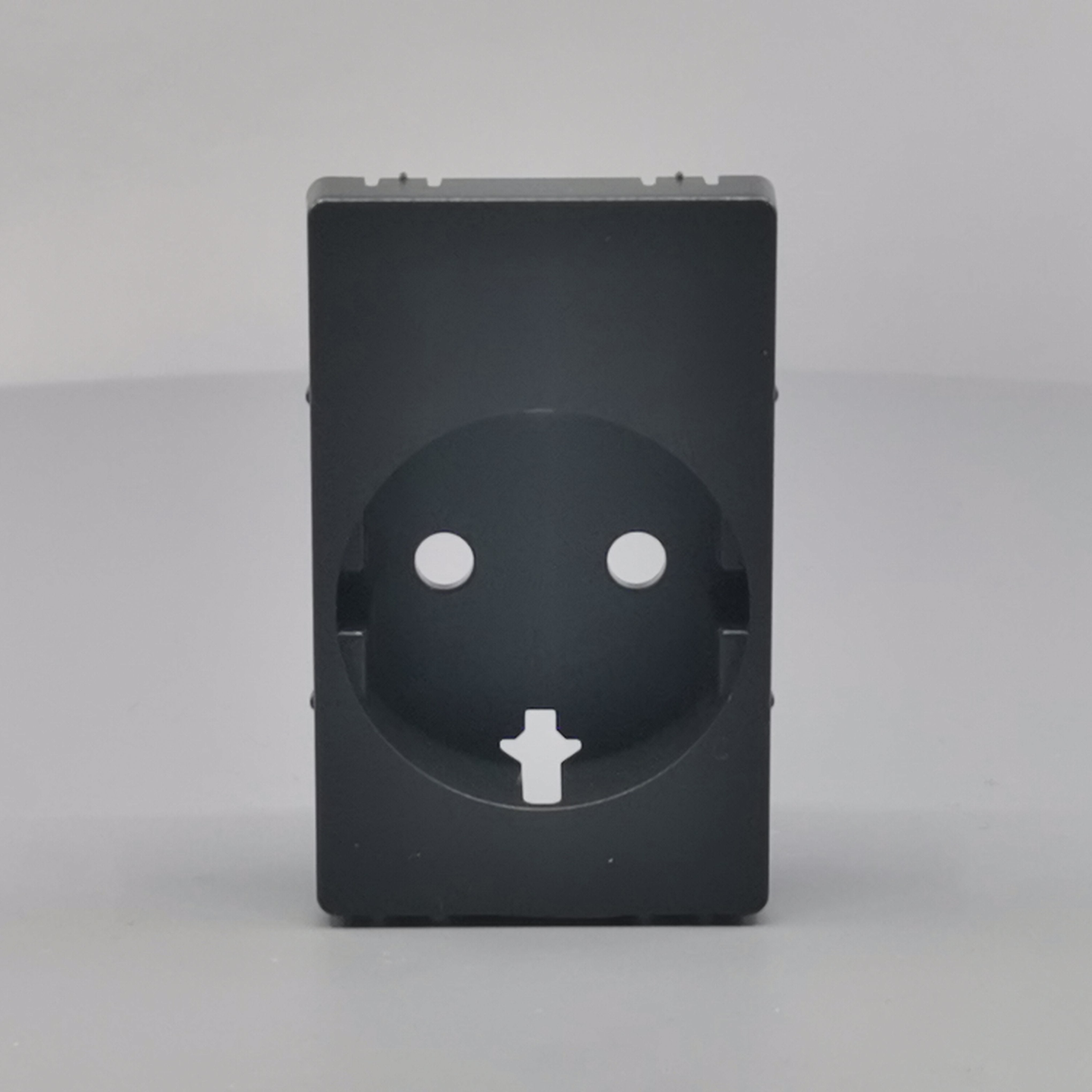 LK Fuga afdækning til 1½m stikkontakt med sidejord - koksgrå