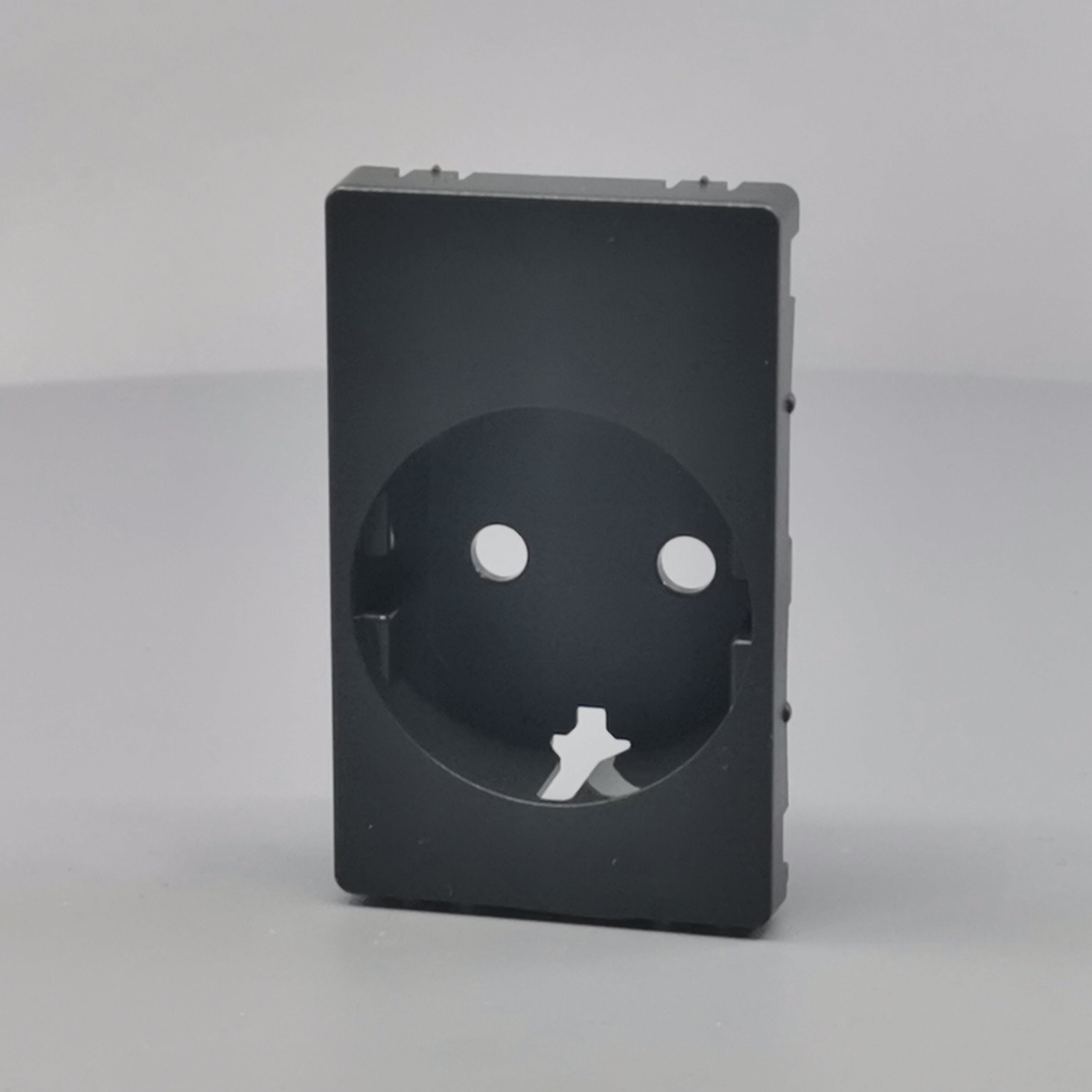 LK Fuga afdækning til 1½m stikkontakt med sidejord - koksgrå