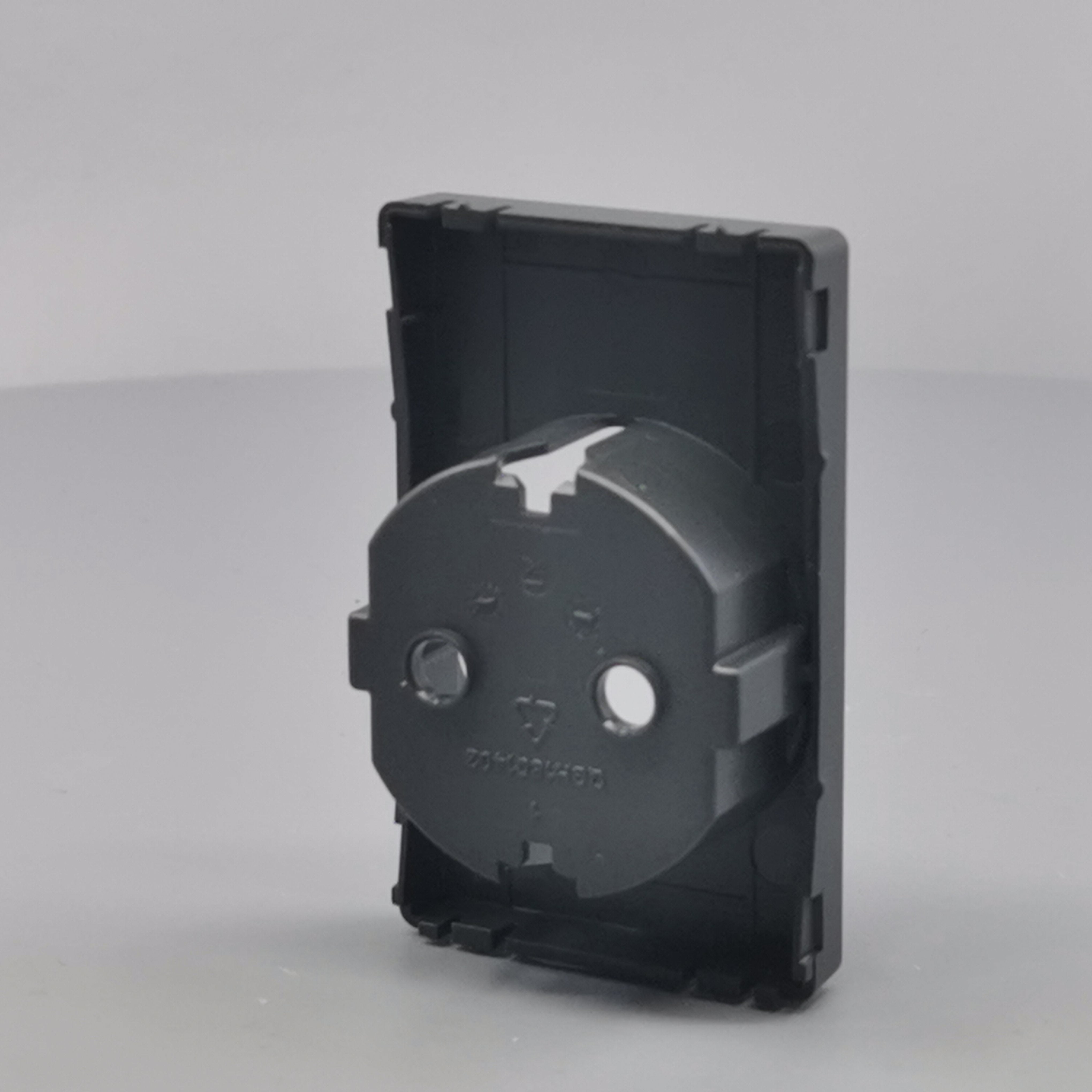 LK Fuga afdækning til 1½m stikkontakt med sidejord - koksgrå