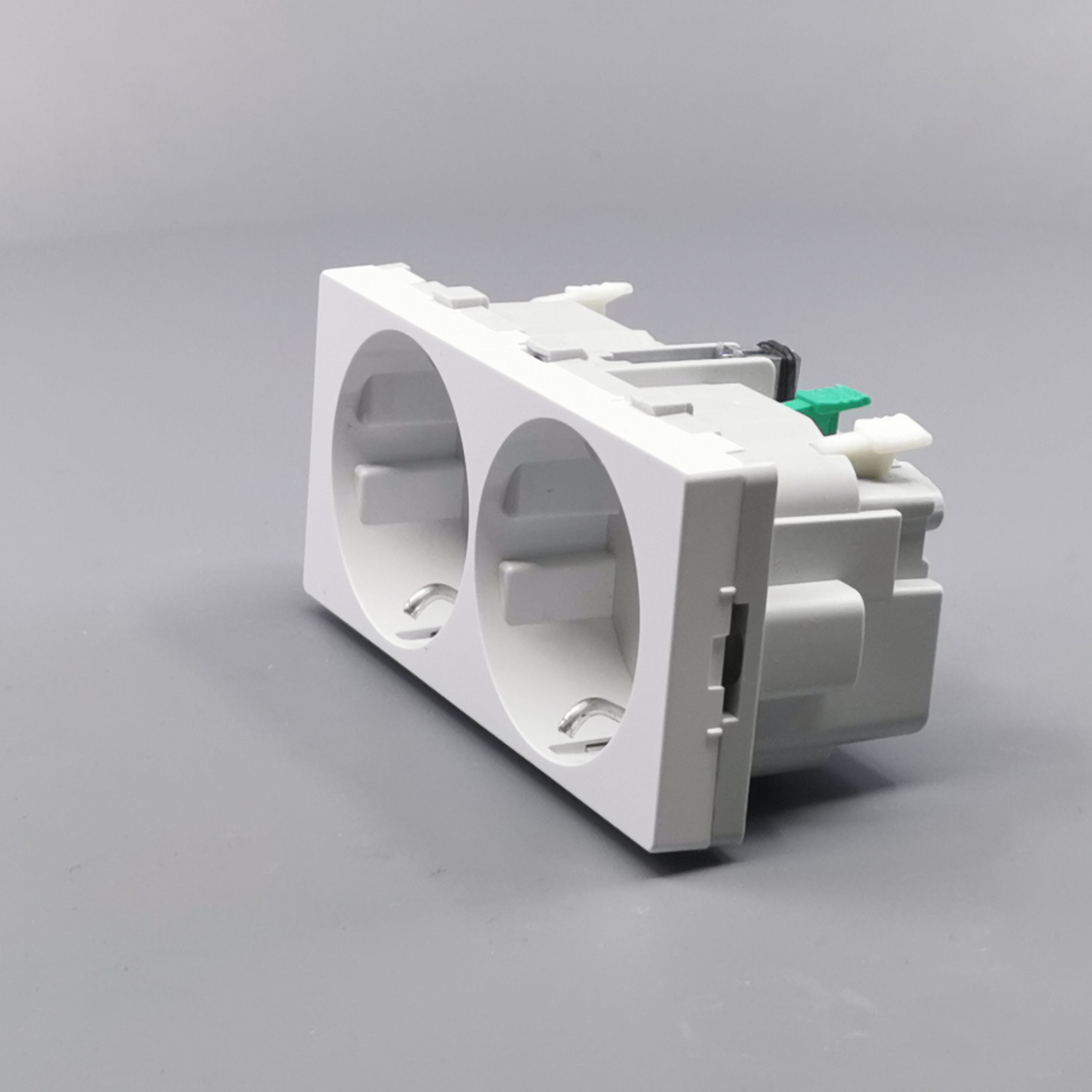 FUGA SIDE JORD DOBBELT STIKKONTAKT 2M HV