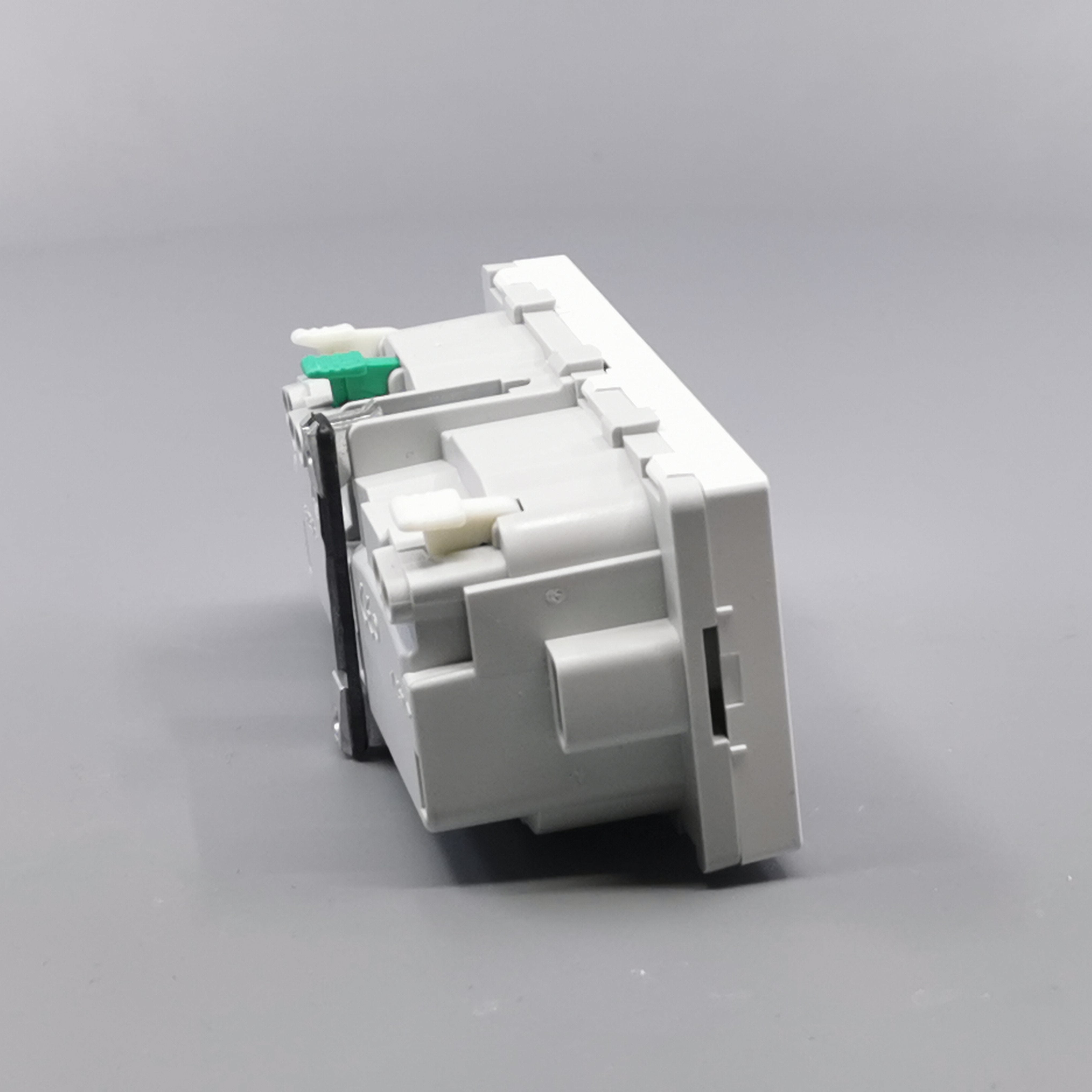 FUGA SIDE JORD DOBBELT STIKKONTAKT 2M HV