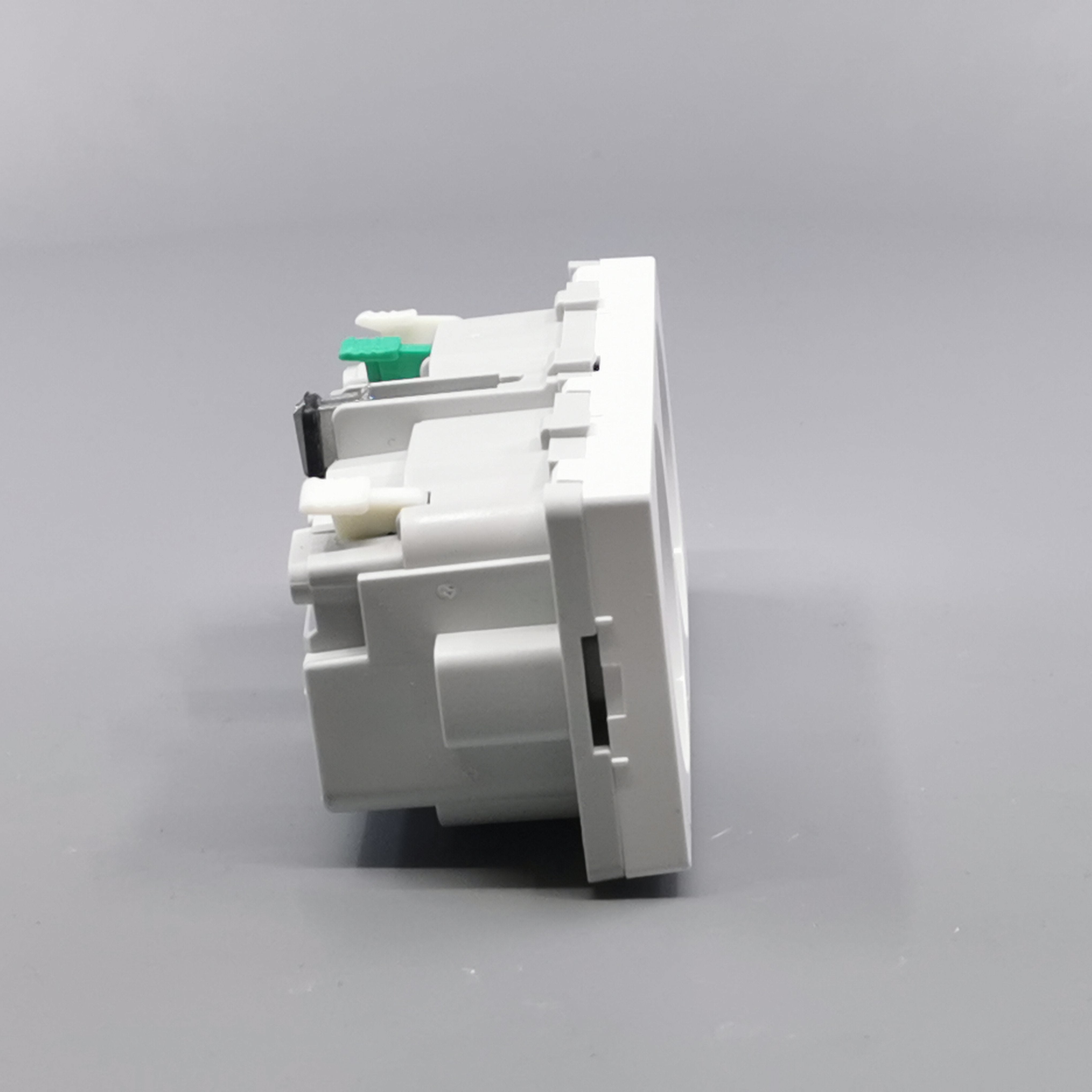 FUGA SIDE JORD DOBBELT STIKKONTAKT 2M HV