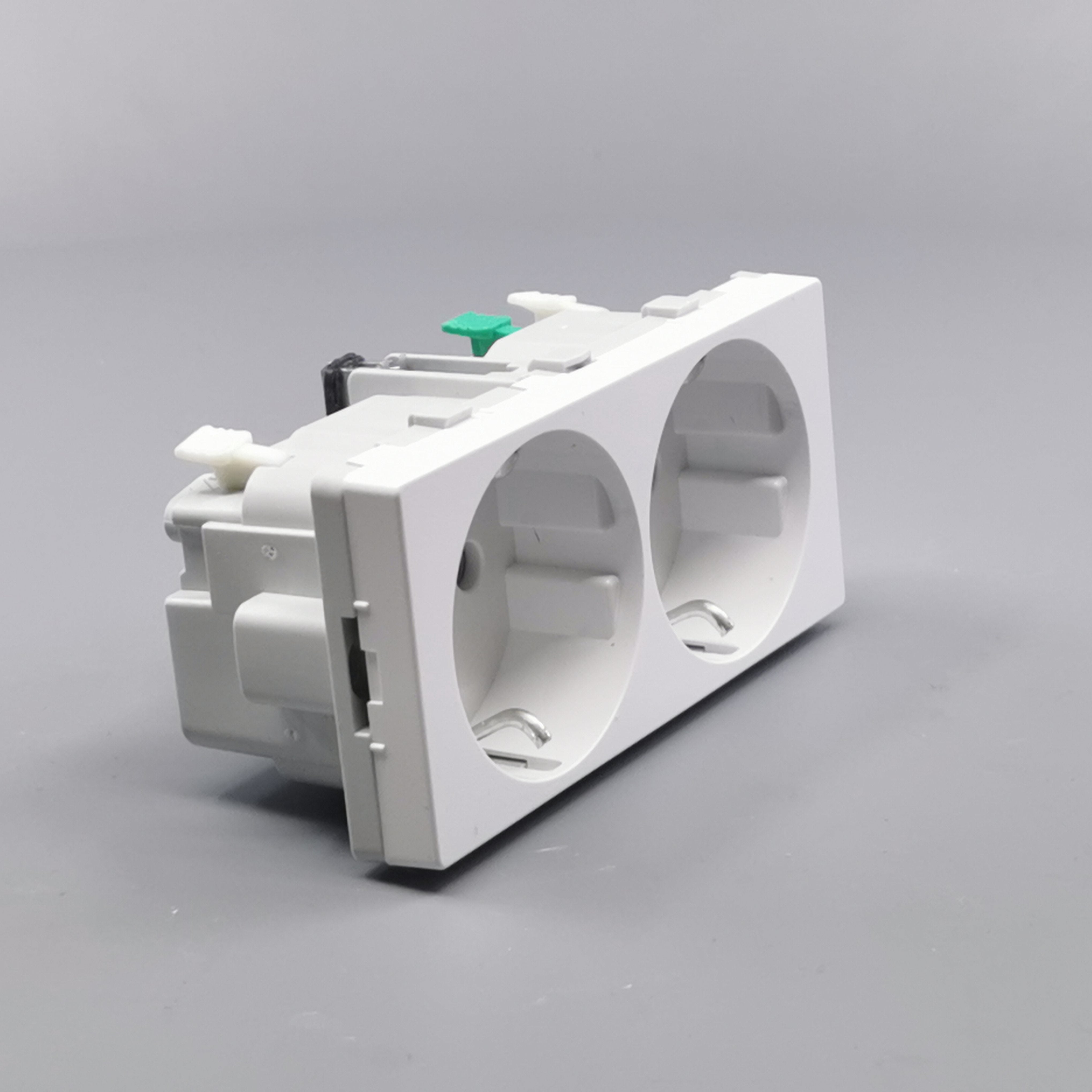 FUGA SIDE JORD DOBBELT STIKKONTAKT 2M HV