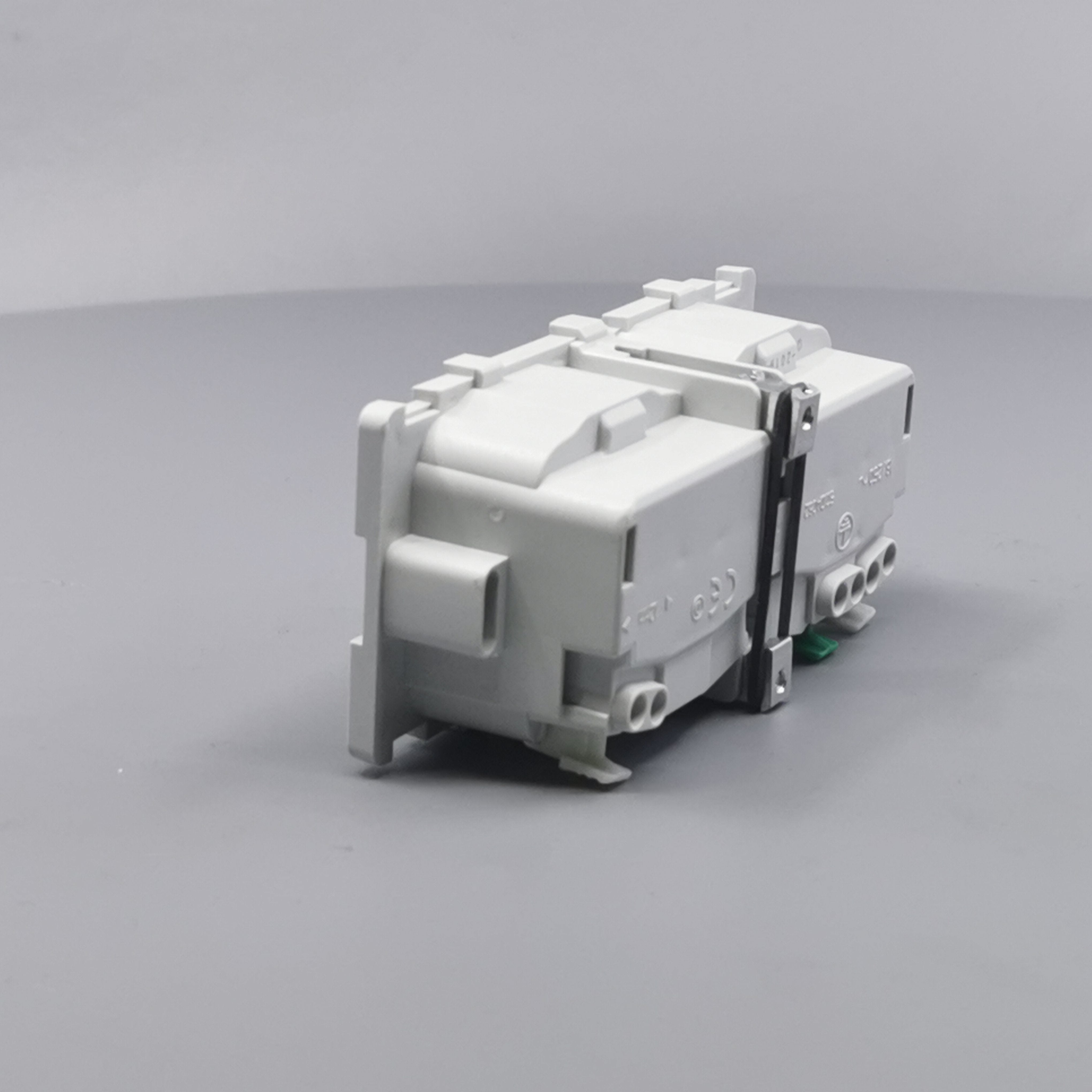 LK Fuga stikkontakt med sidejord 2m - uden afdækning