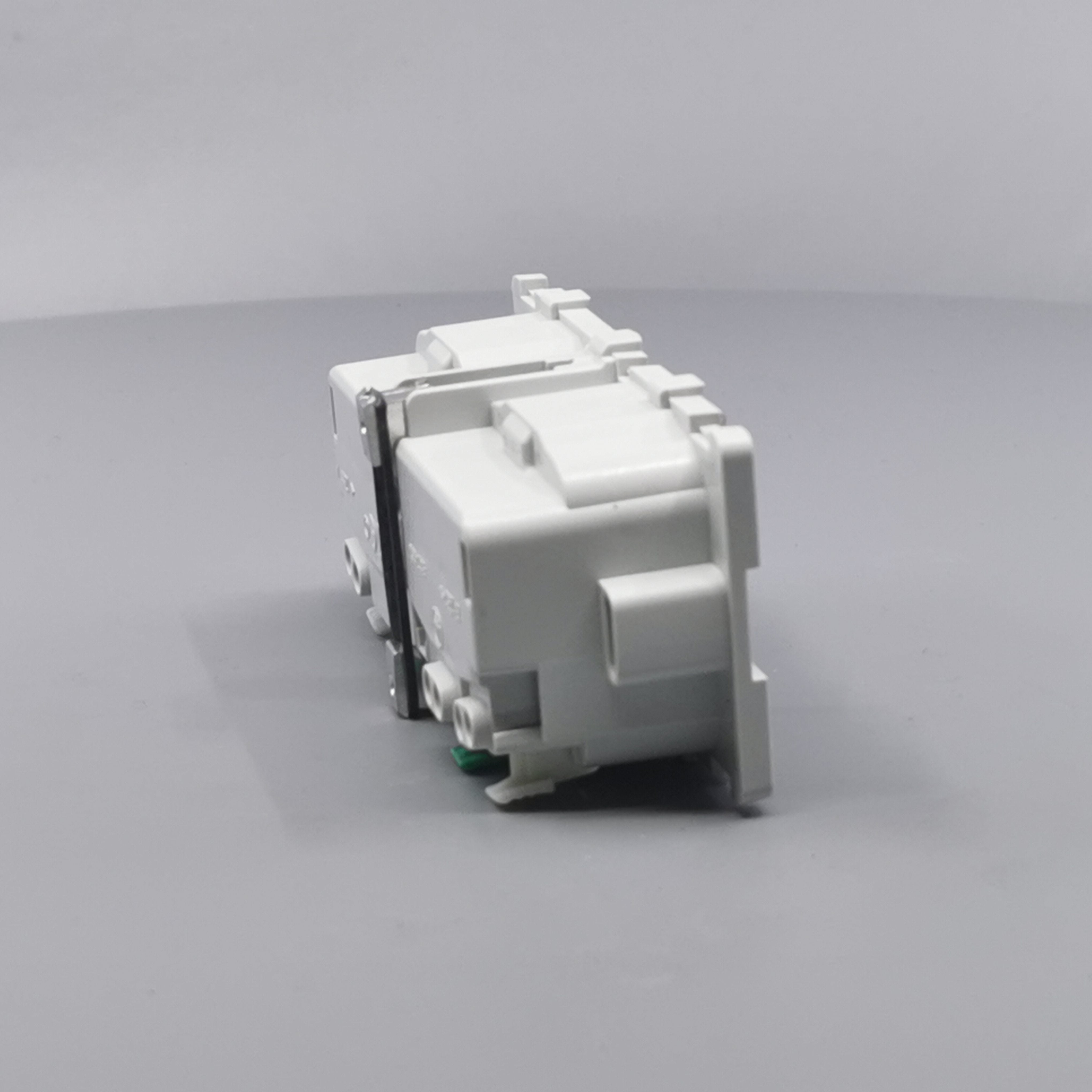 LK Fuga stikkontakt med sidejord 2m - uden afdækning