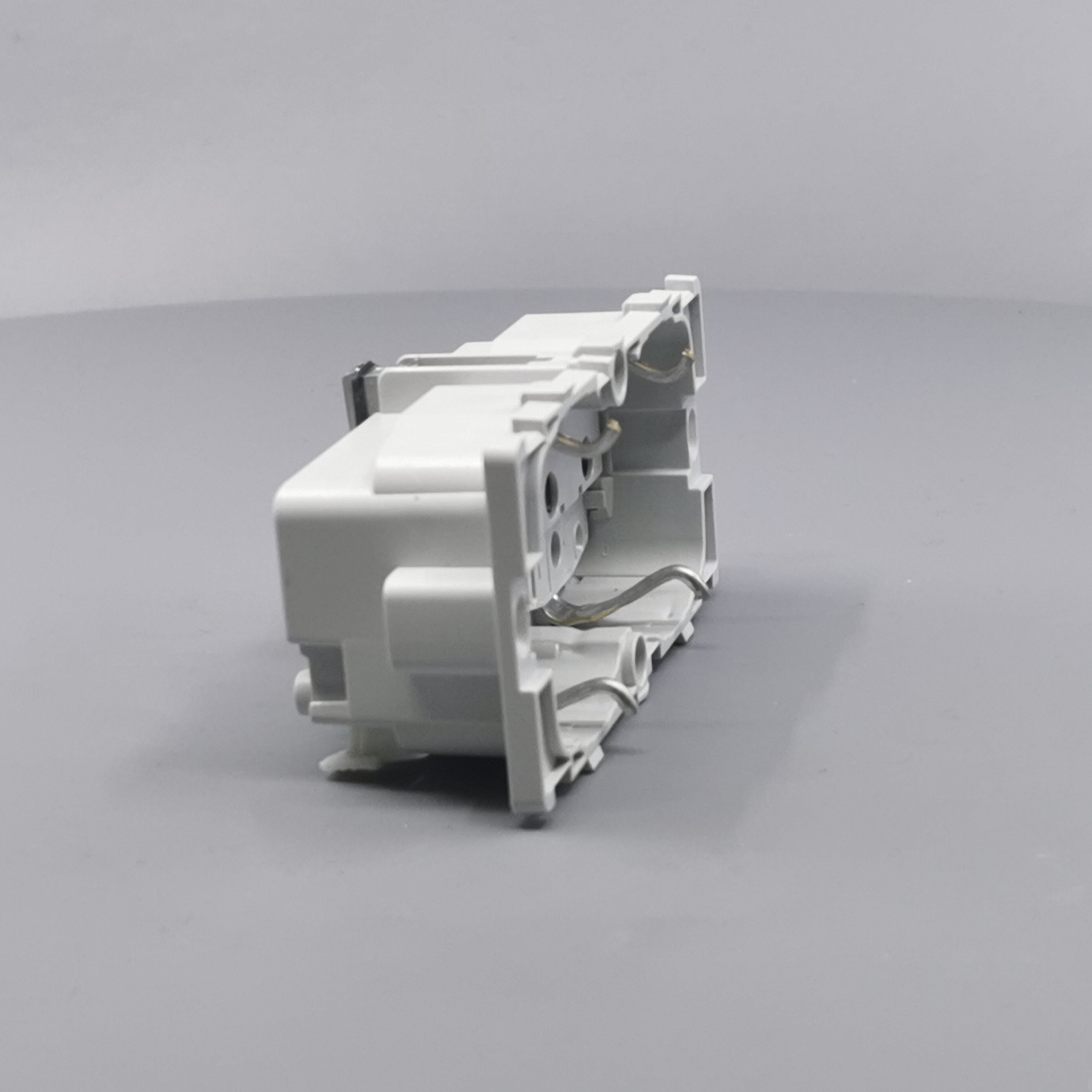 LK Fuga stikkontakt med sidejord 2m - uden afdækning