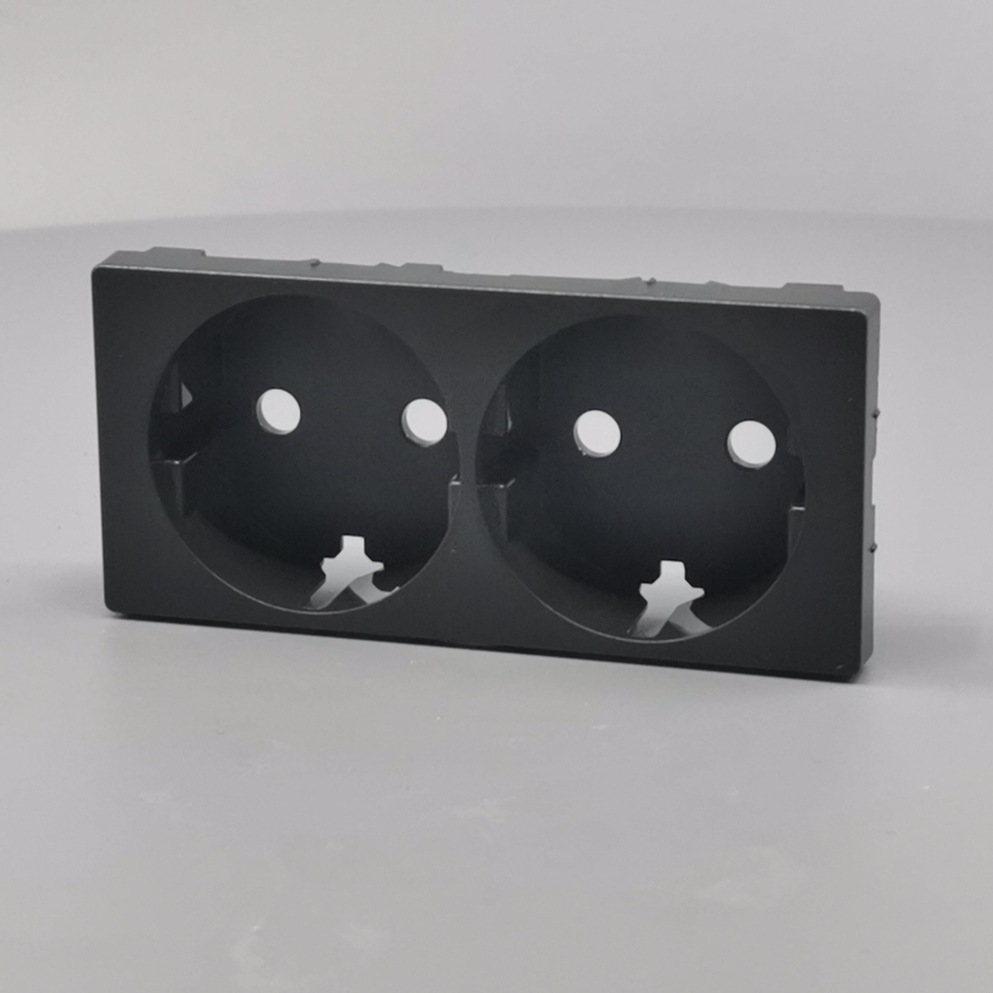 LK Fuga afdækning til 2m stikkontakt med sidejord - koksgrå