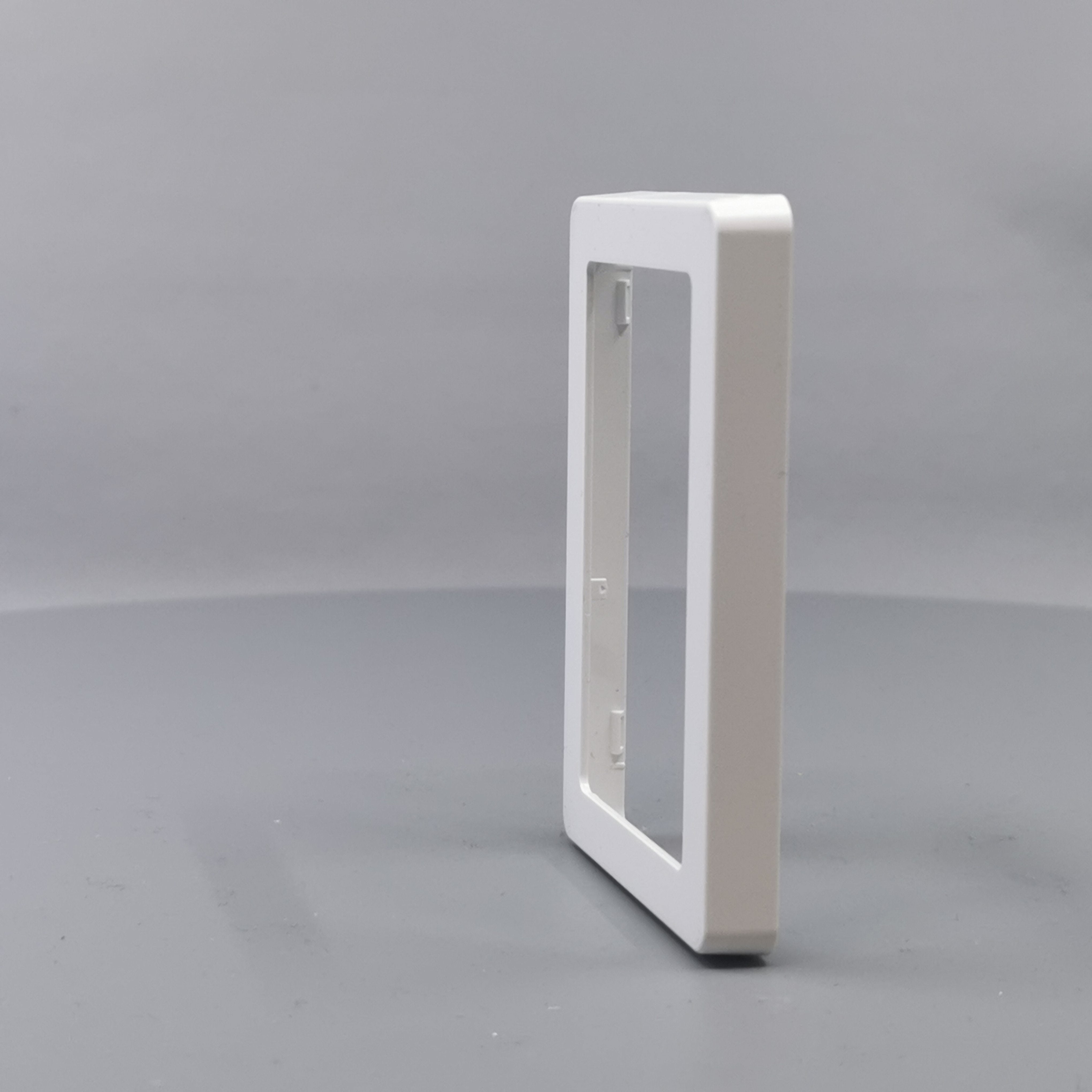 LK Fuga ramme BASE 63 2m - hvid