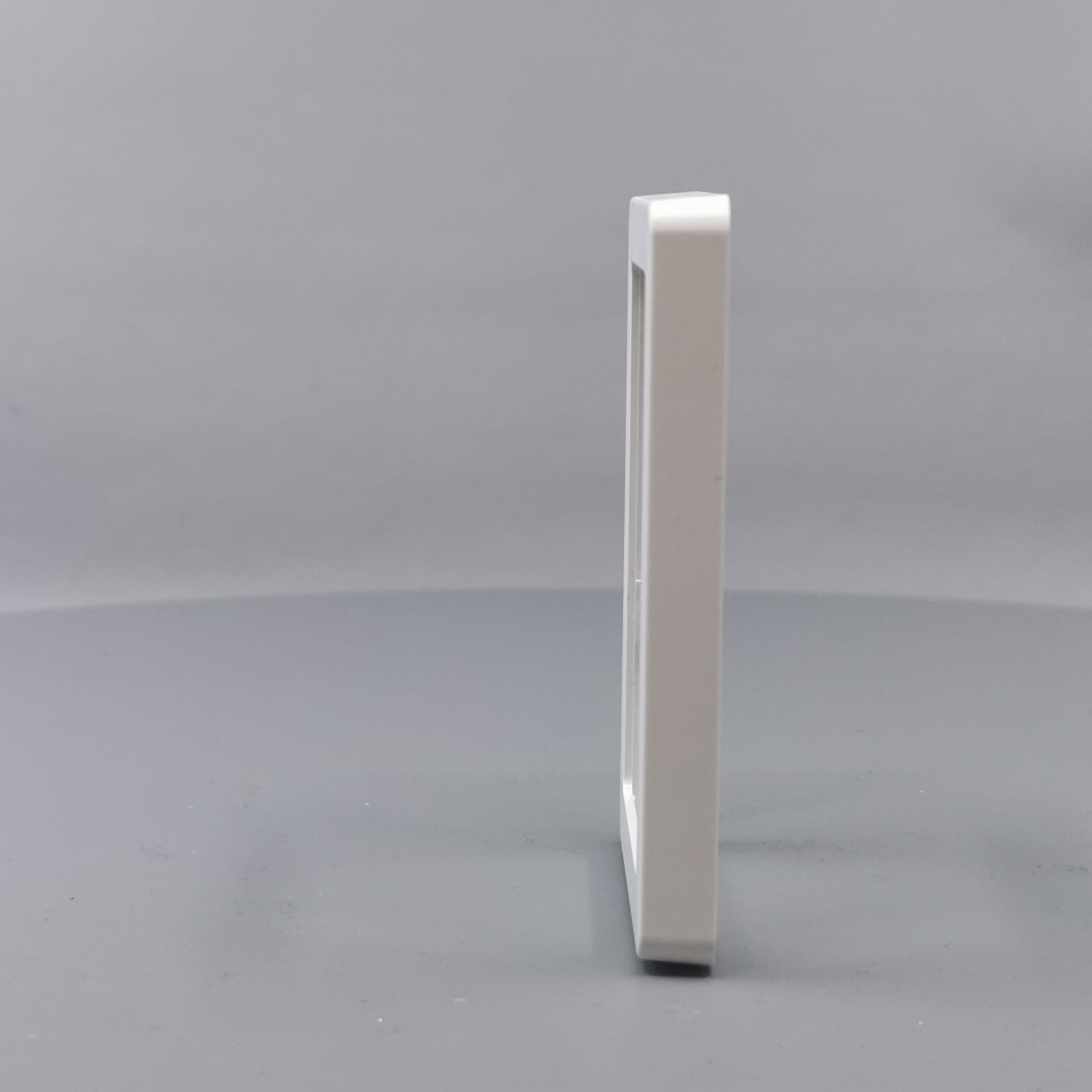 LK Fuga ramme BASE 63 2m - hvid