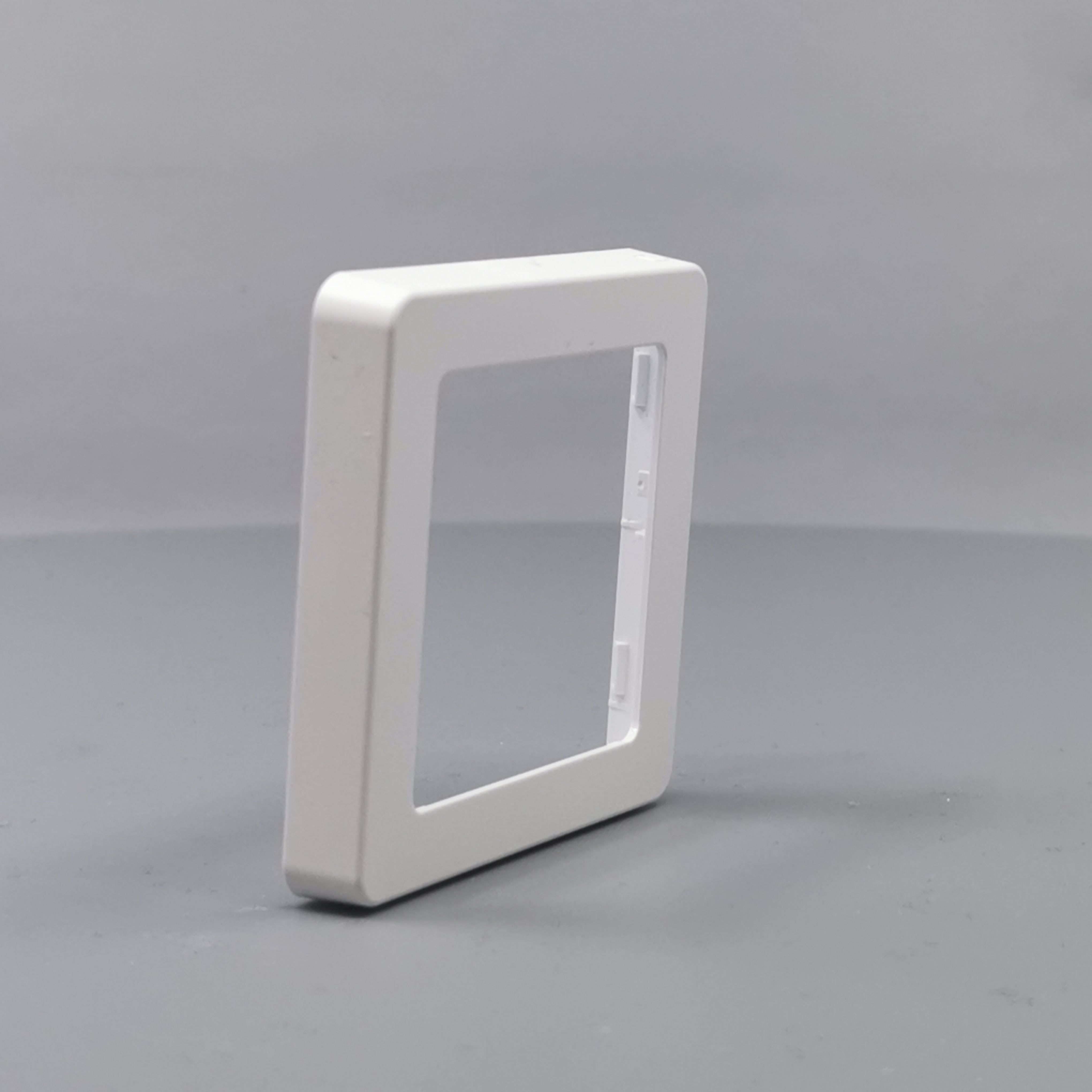 LK Fuga ramme BASE 63 1m - hvid