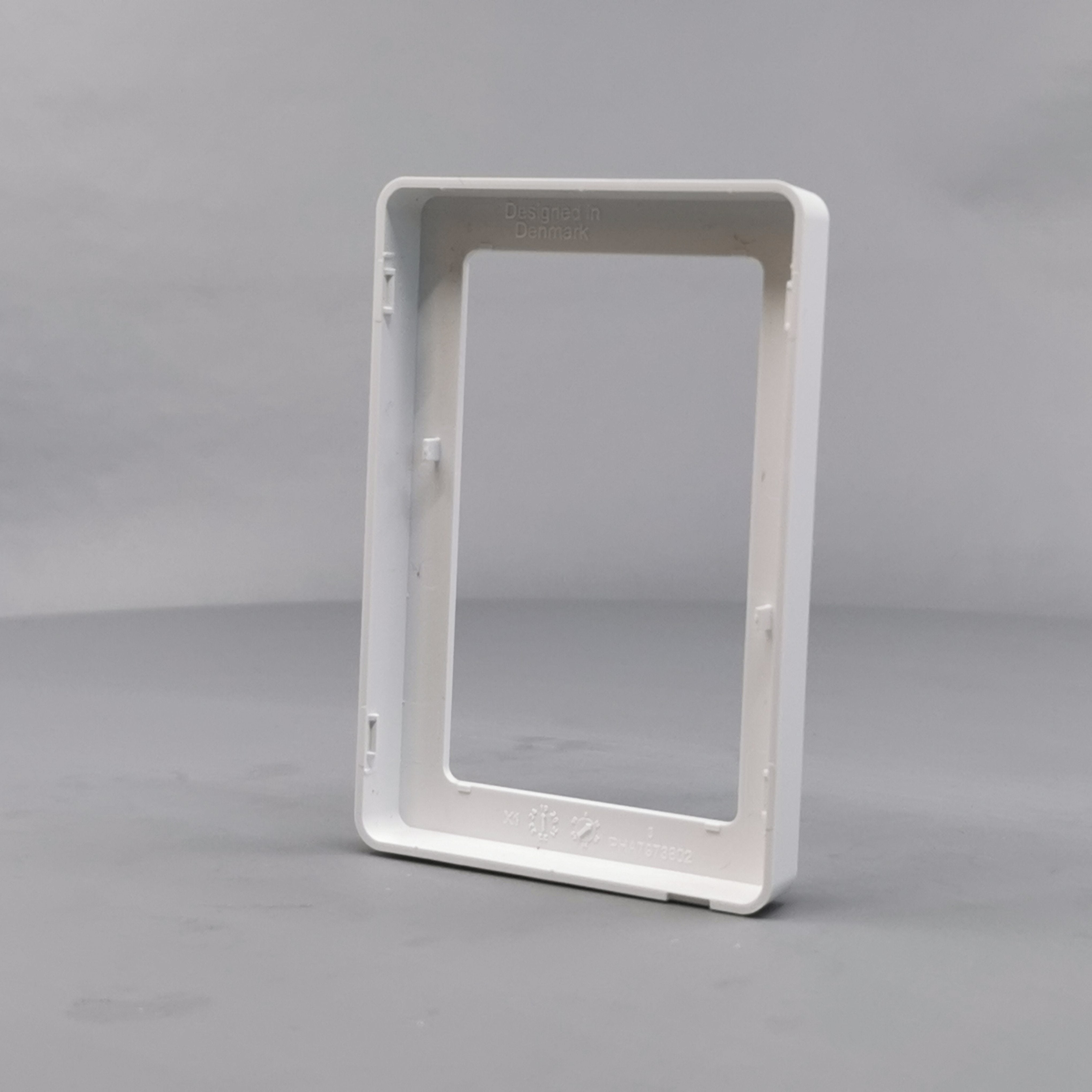 LK Fuga ramme BASE 63 1½m - hvid