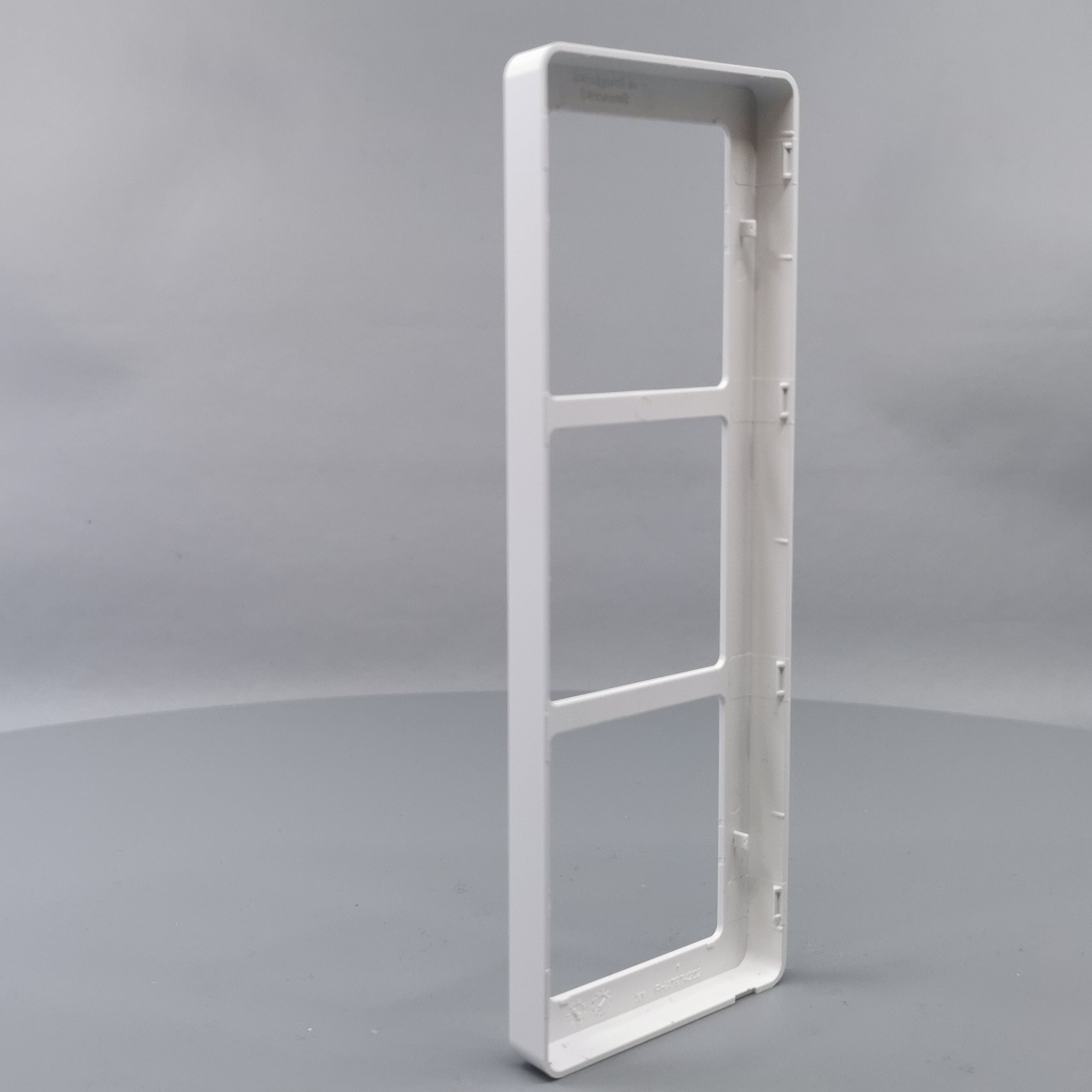 LK Fuga ramme BASE 63 3x1m - hvid