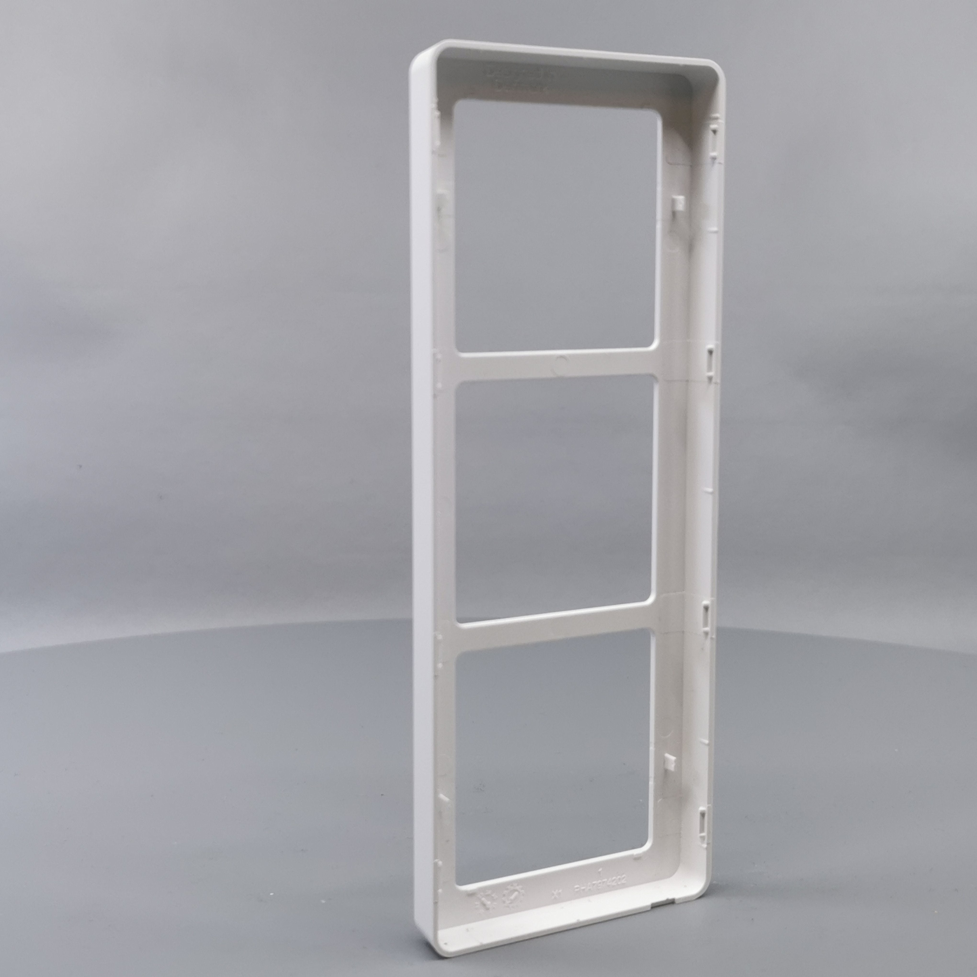 LK Fuga ramme BASE 63 3x1m - hvid