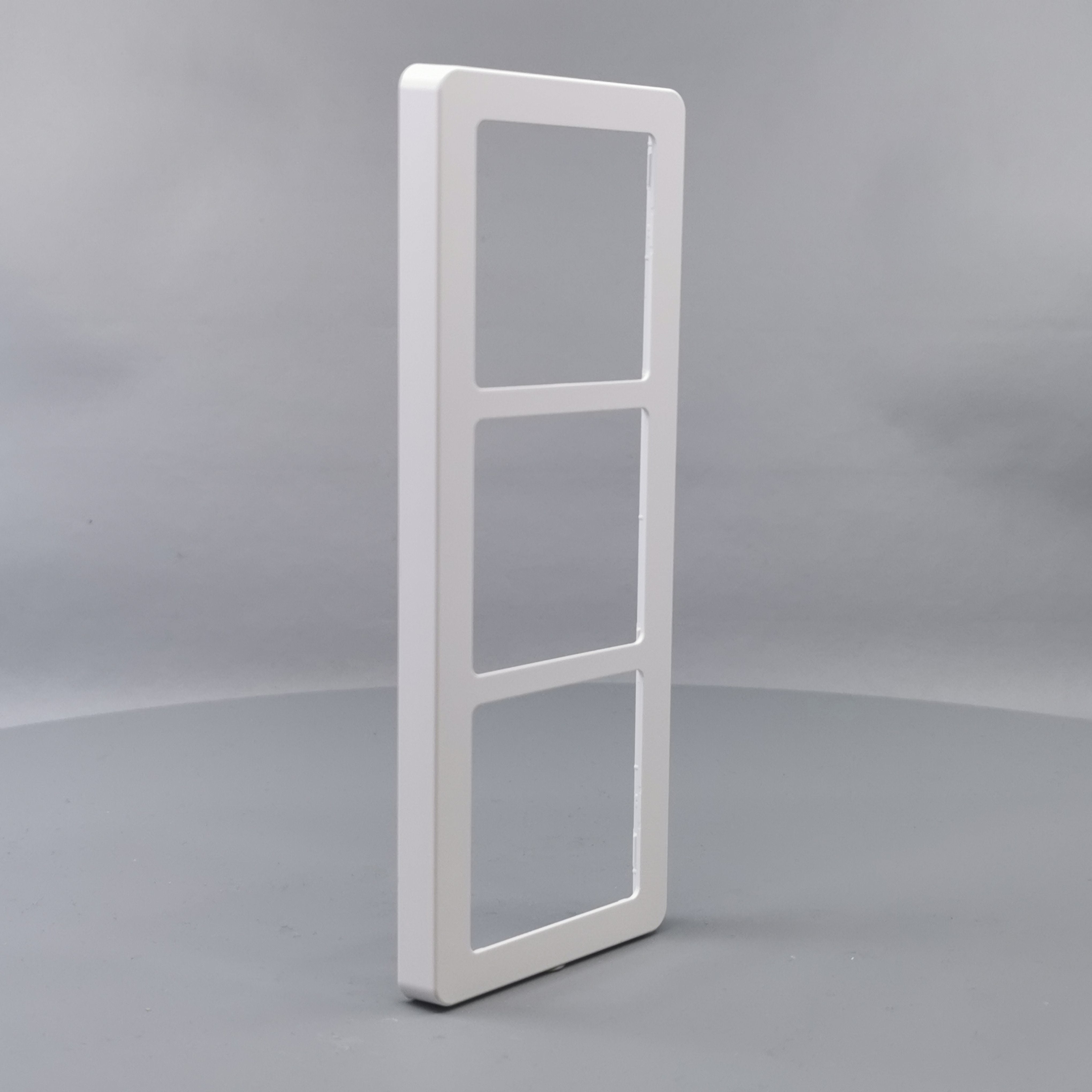 LK Fuga ramme BASE 63 3x1m - hvid