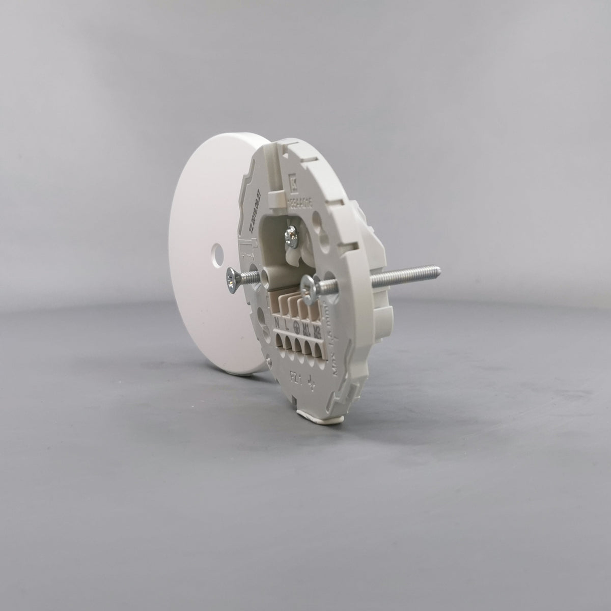 Lampeudtag Ø83mm. 5P Hvid (Ny model) (360° frame 5)