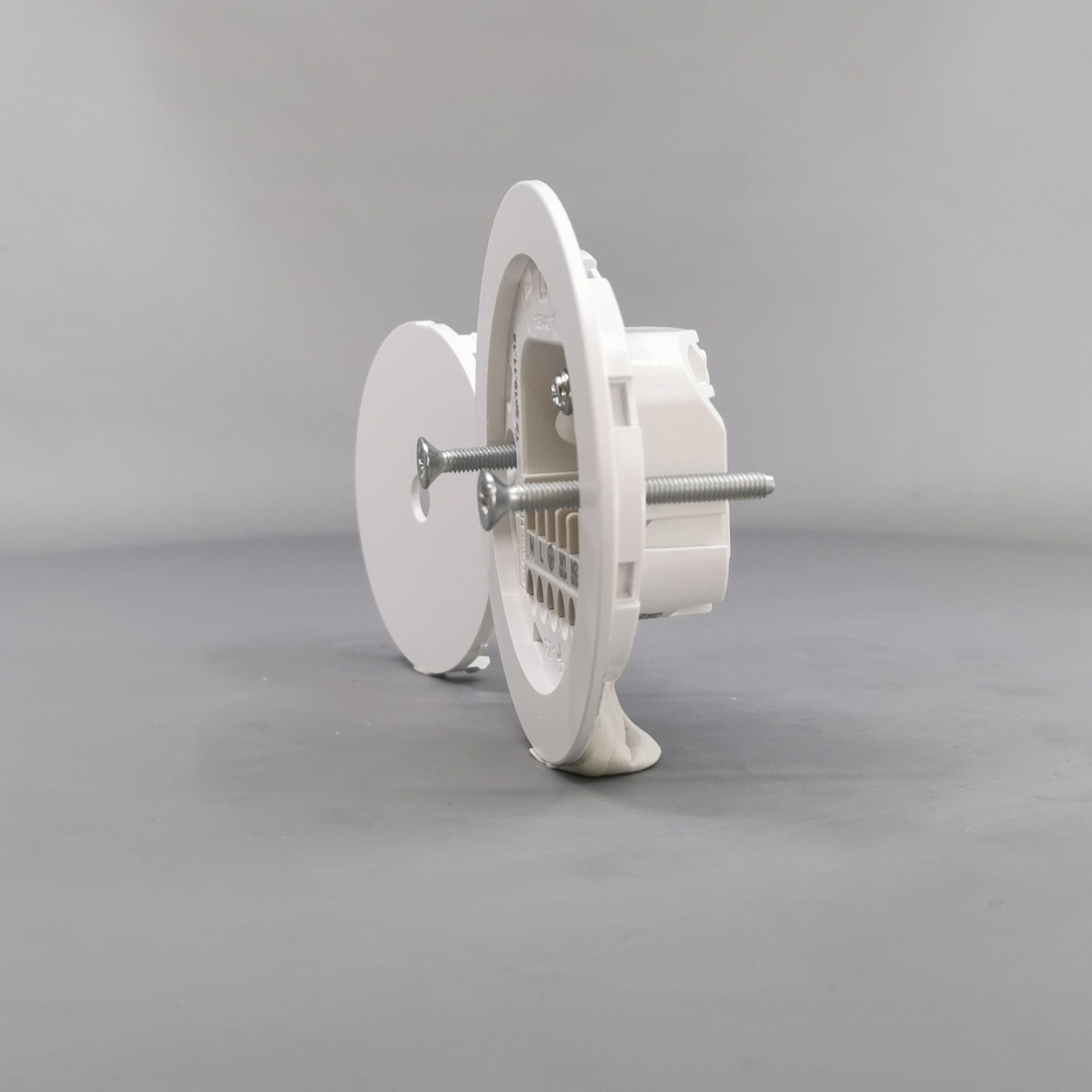 Lampeudtag Ø84mm. 5P Planforsænket Hvid (Ny model)