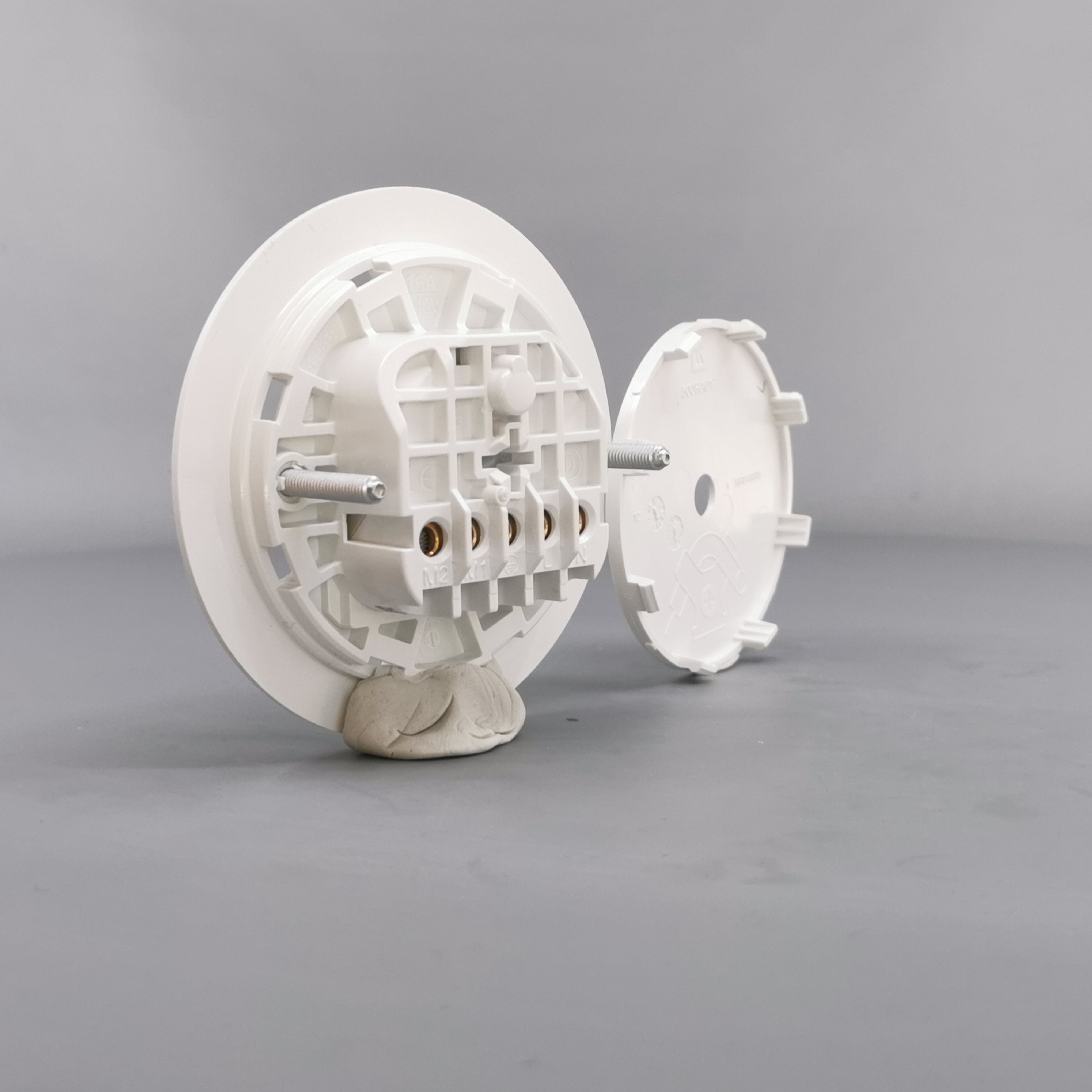 Lampeudtag Ø84mm. 5P Planforsænket Hvid (Ny model)