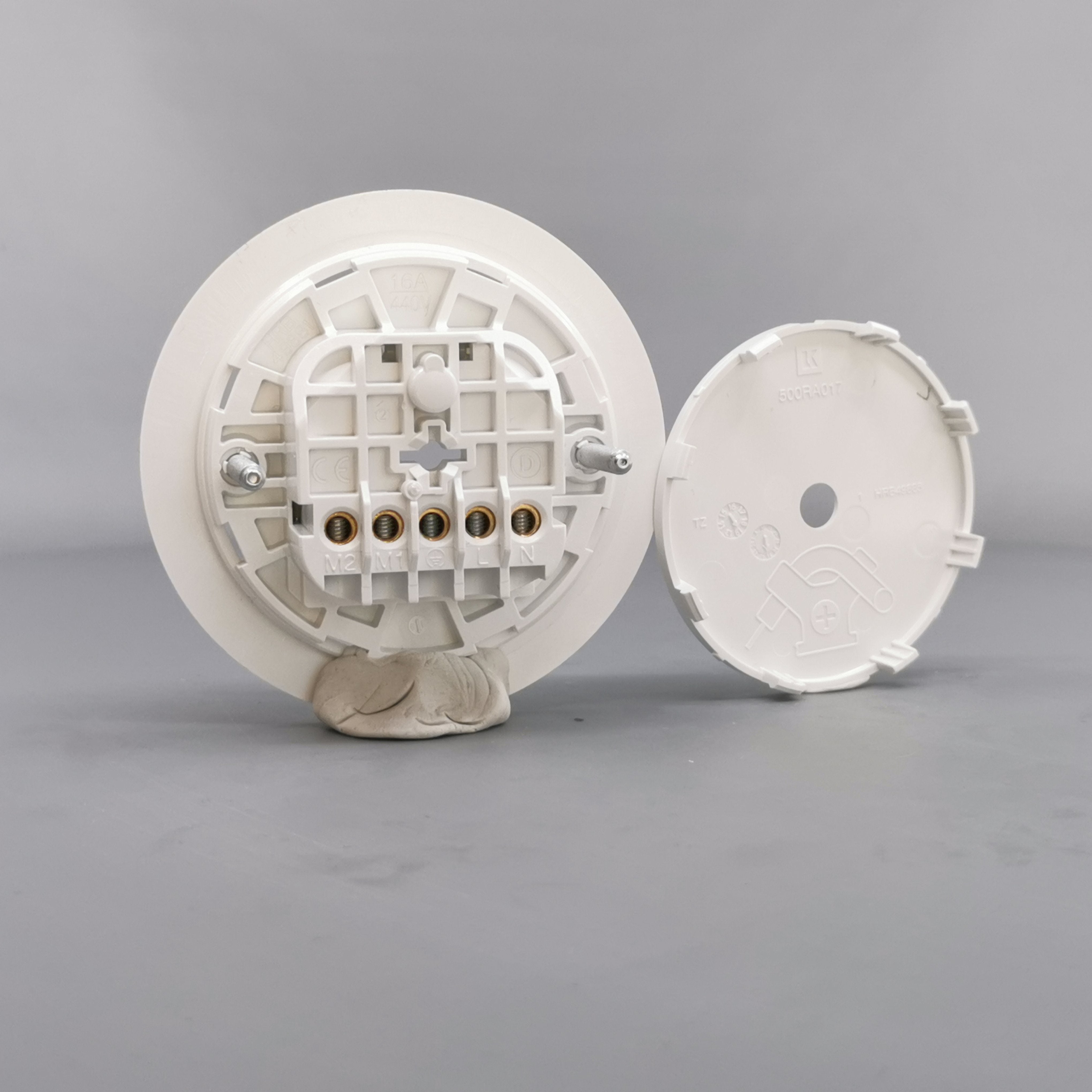 Lampeudtag Ø84mm. 5P Planforsænket Hvid (Ny model)