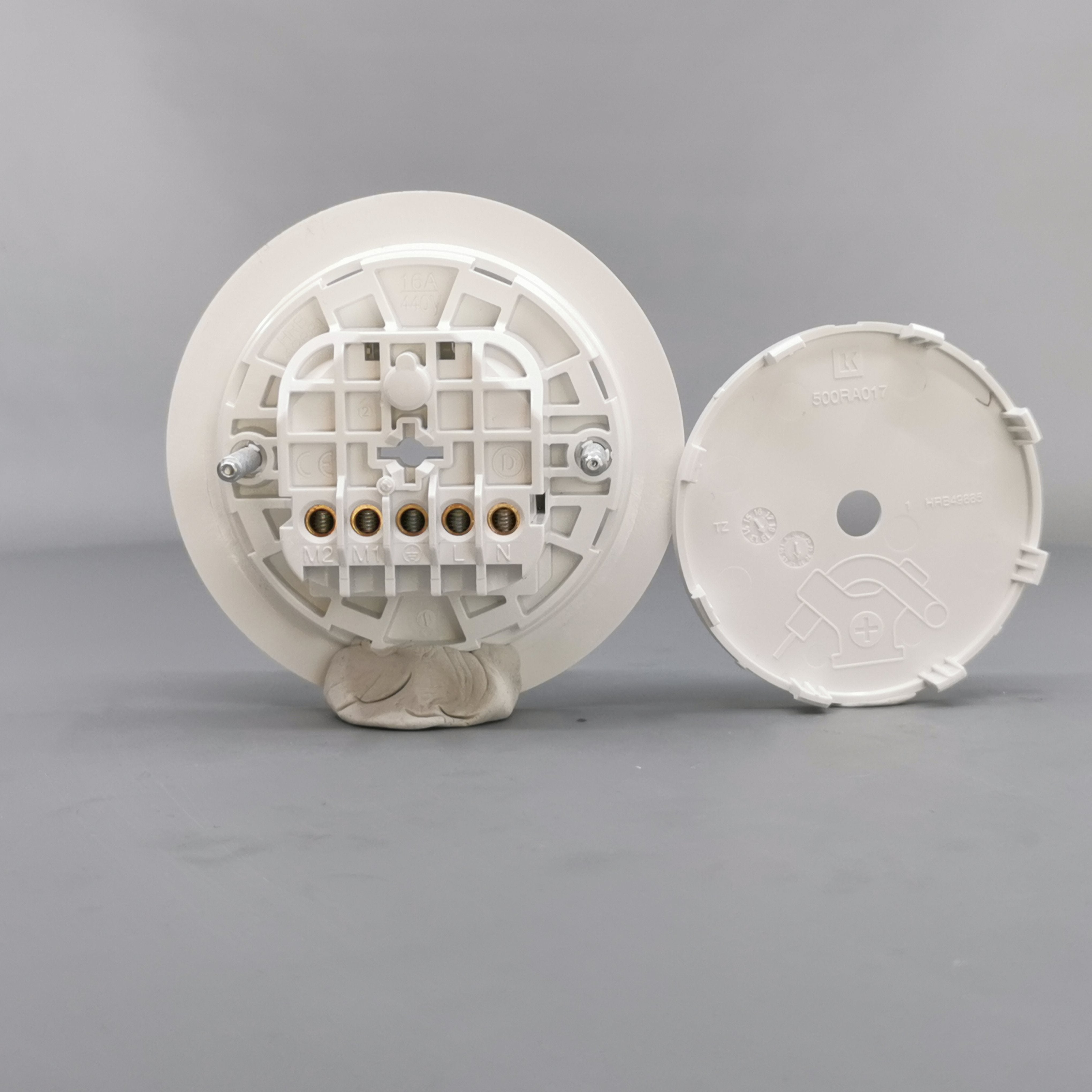 Lampeudtag Ø84mm. 5P Planforsænket Hvid (Ny model)