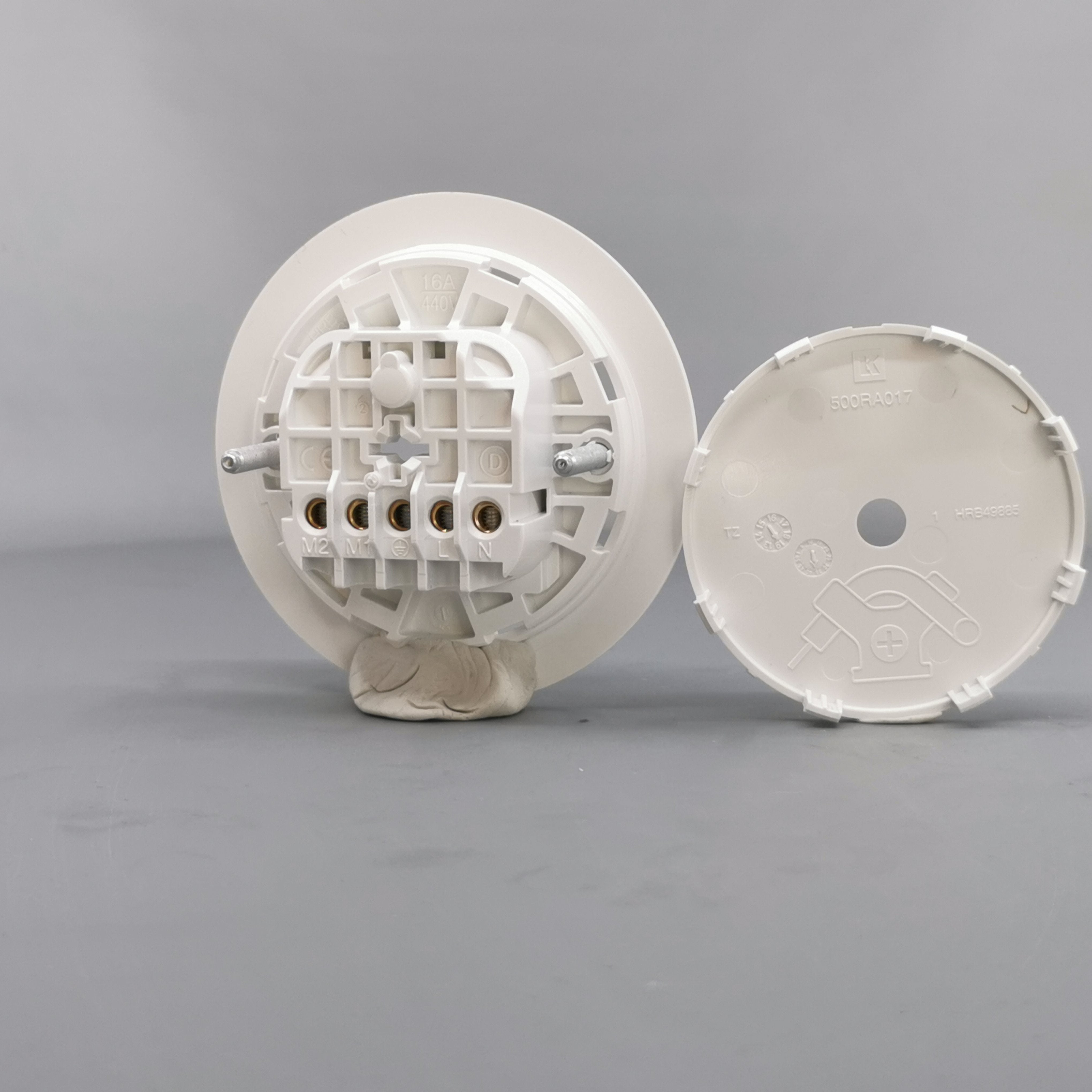 Lampeudtag Ø84mm. 5P Planforsænket Hvid (Ny model)