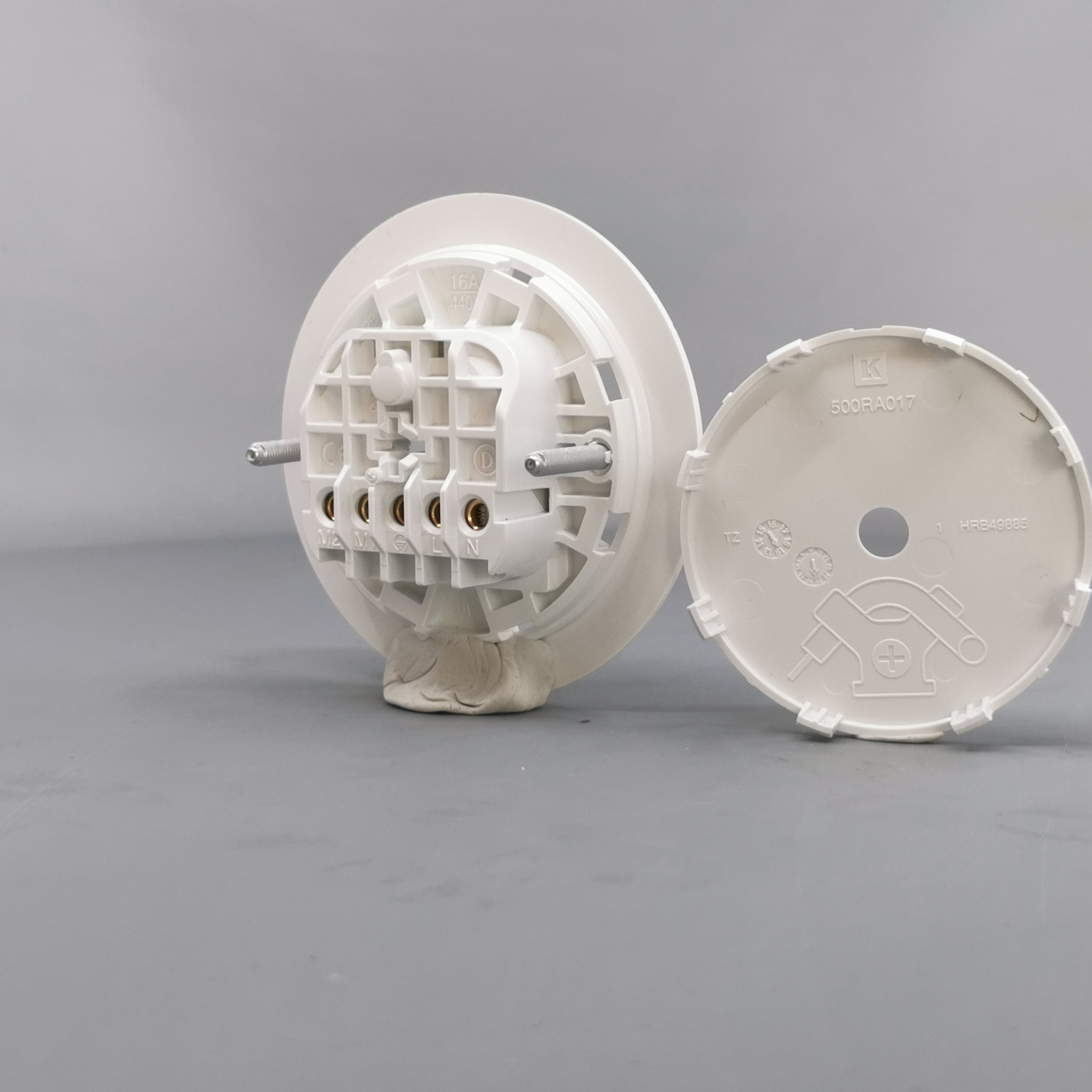 Lampeudtag Ø84mm. 5P Planforsænket Hvid (Ny model)