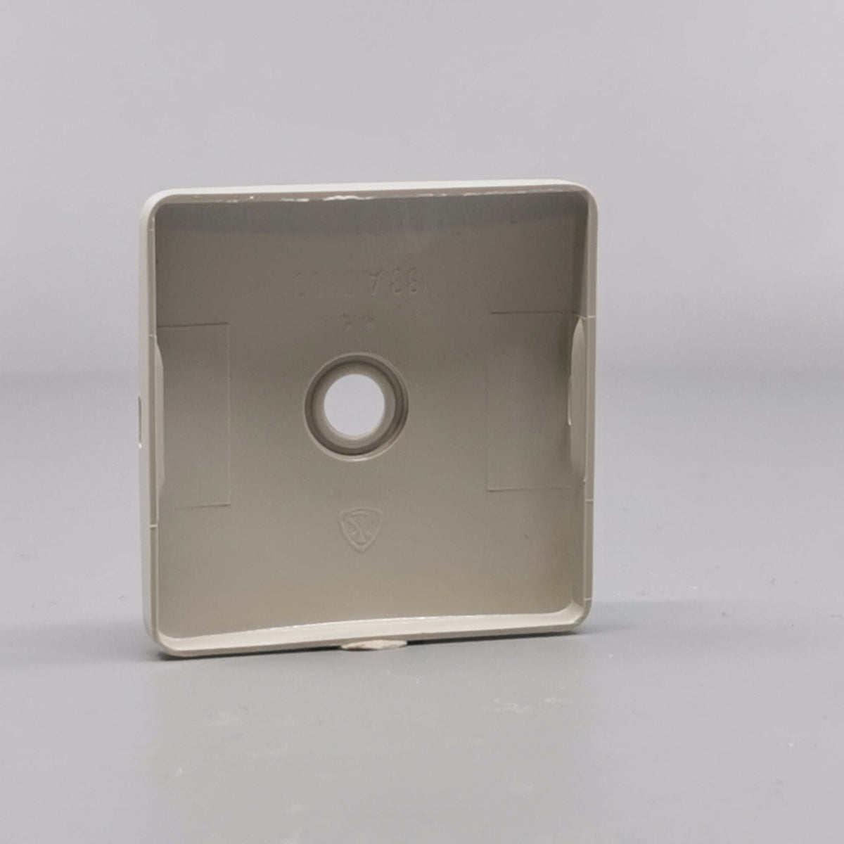 LK Fuga afdækning til lampeudtag 50x50, gammel model - lysegrå (360° frame 12)