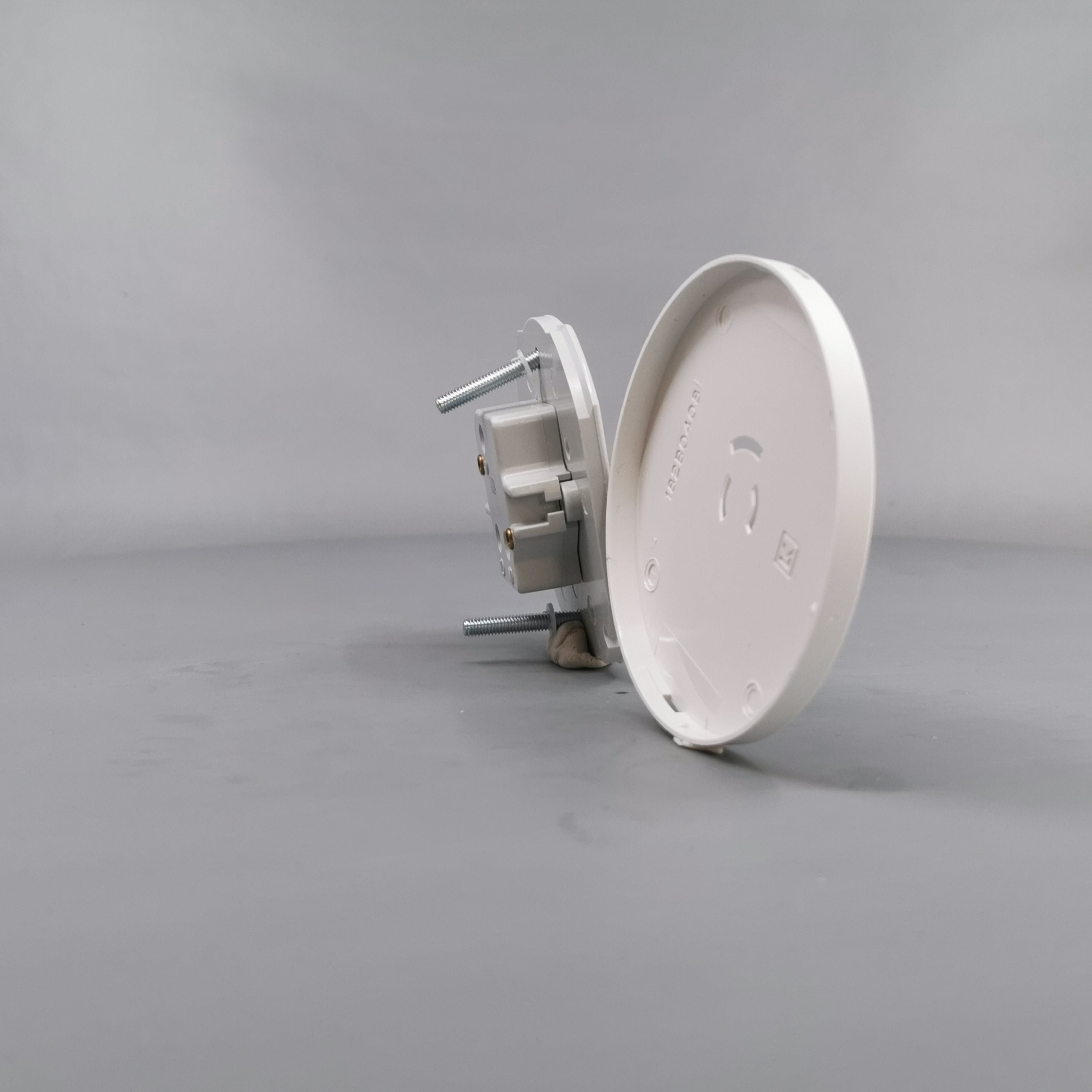 Fuga Lampestikkontakt Ø 80 hvid