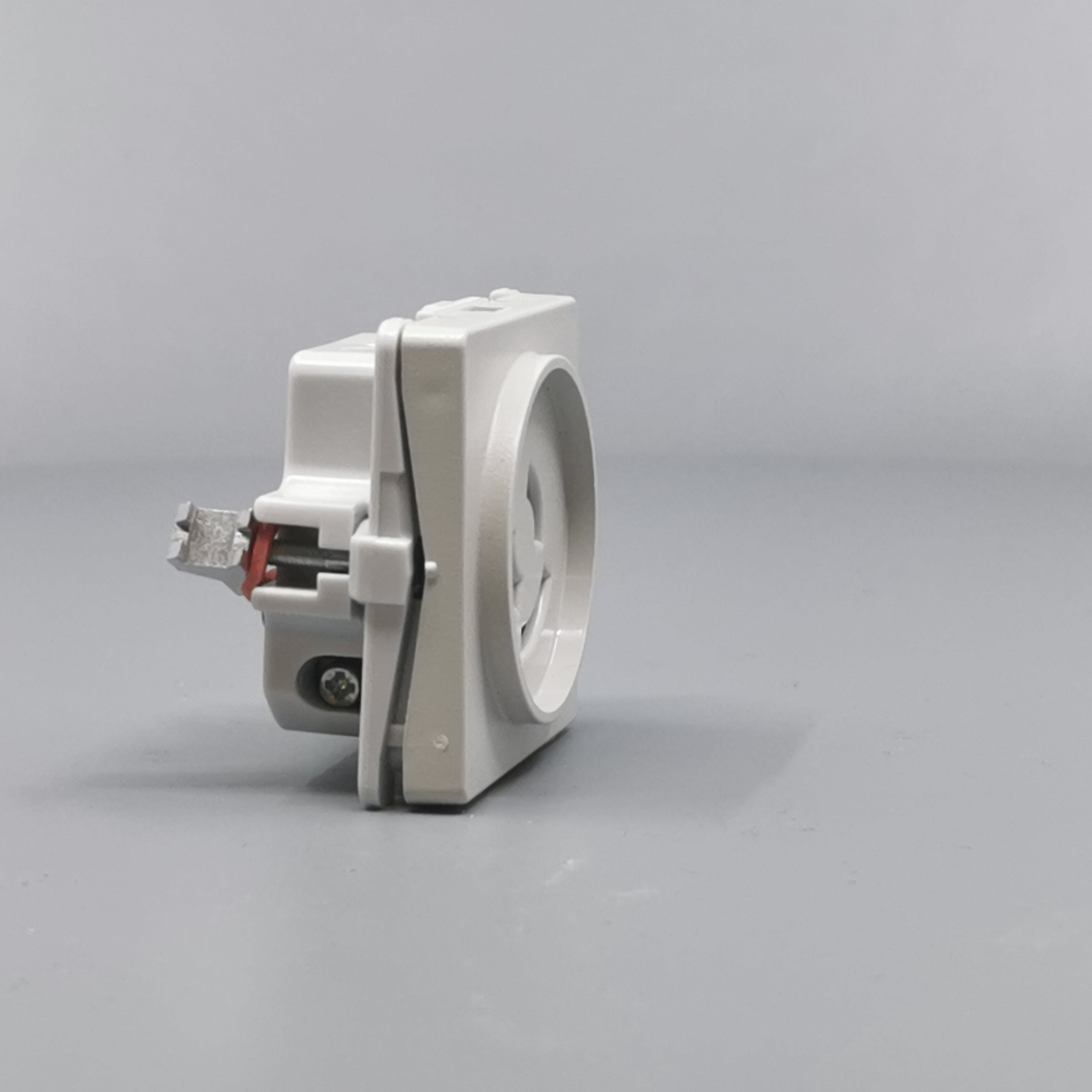 Fuga Lampestikkontakt med jord 50x50 lysegrå