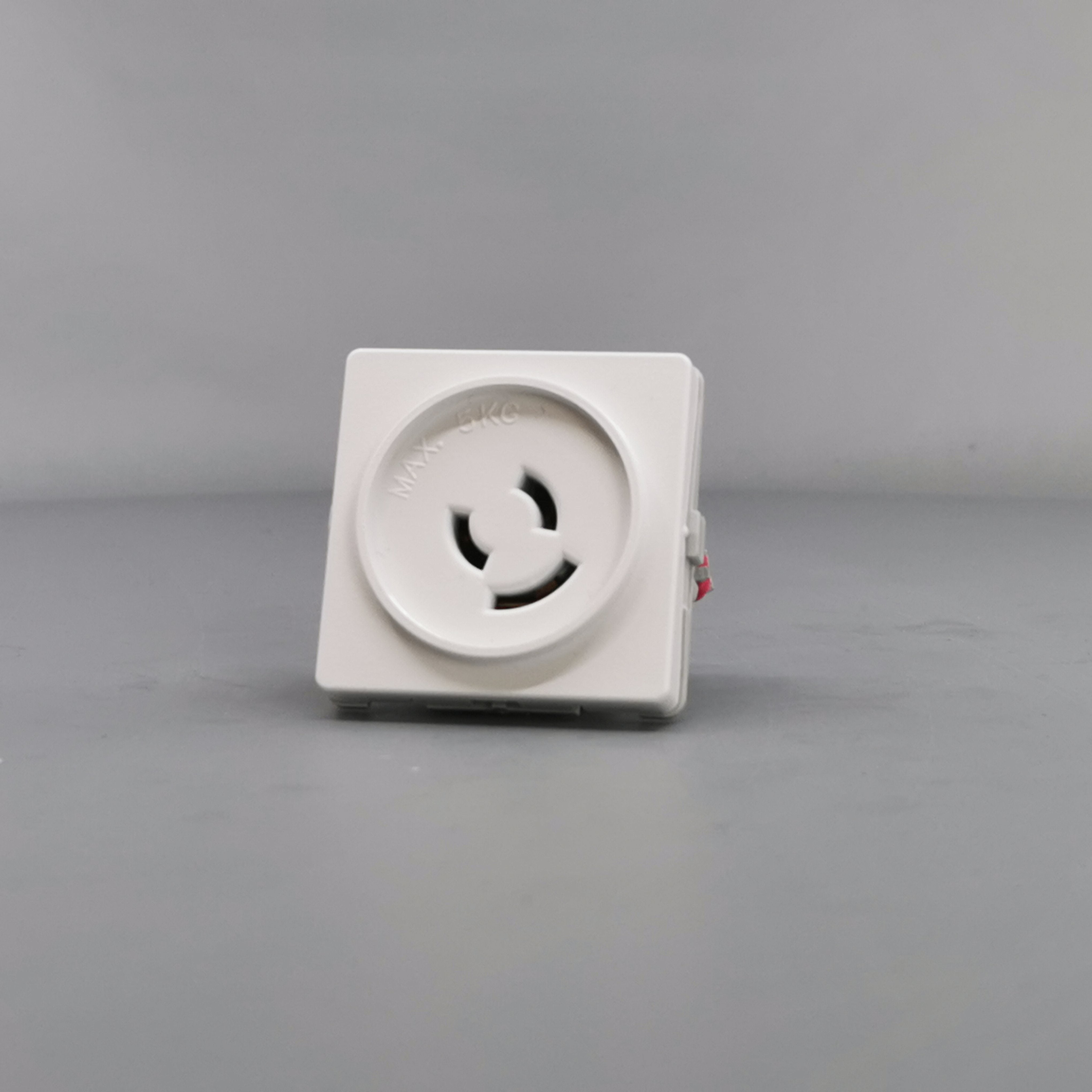 Fuga Lampestikkontakt med jord 50x50 hvid