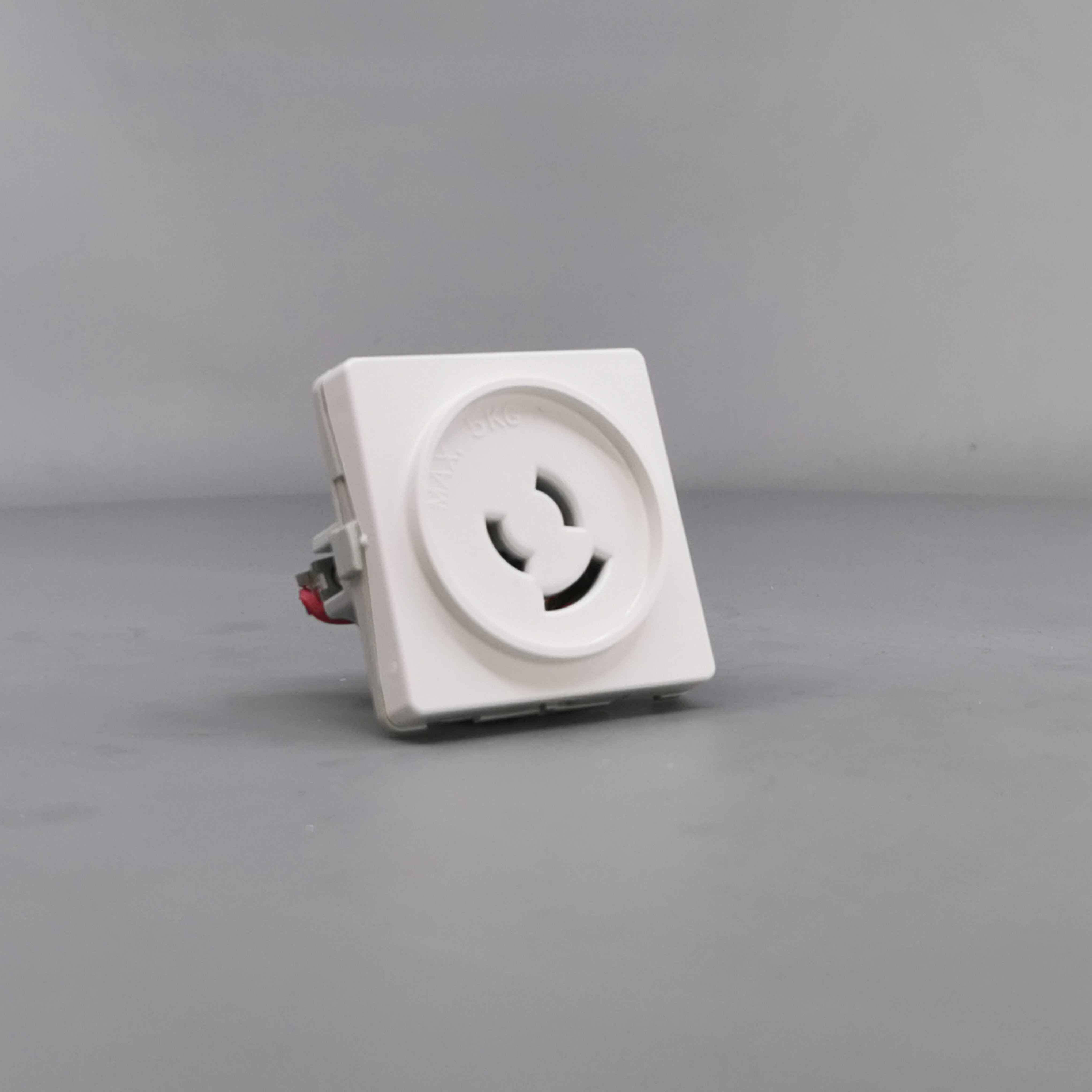 Fuga Lampestikkontakt med jord 50x50 hvid