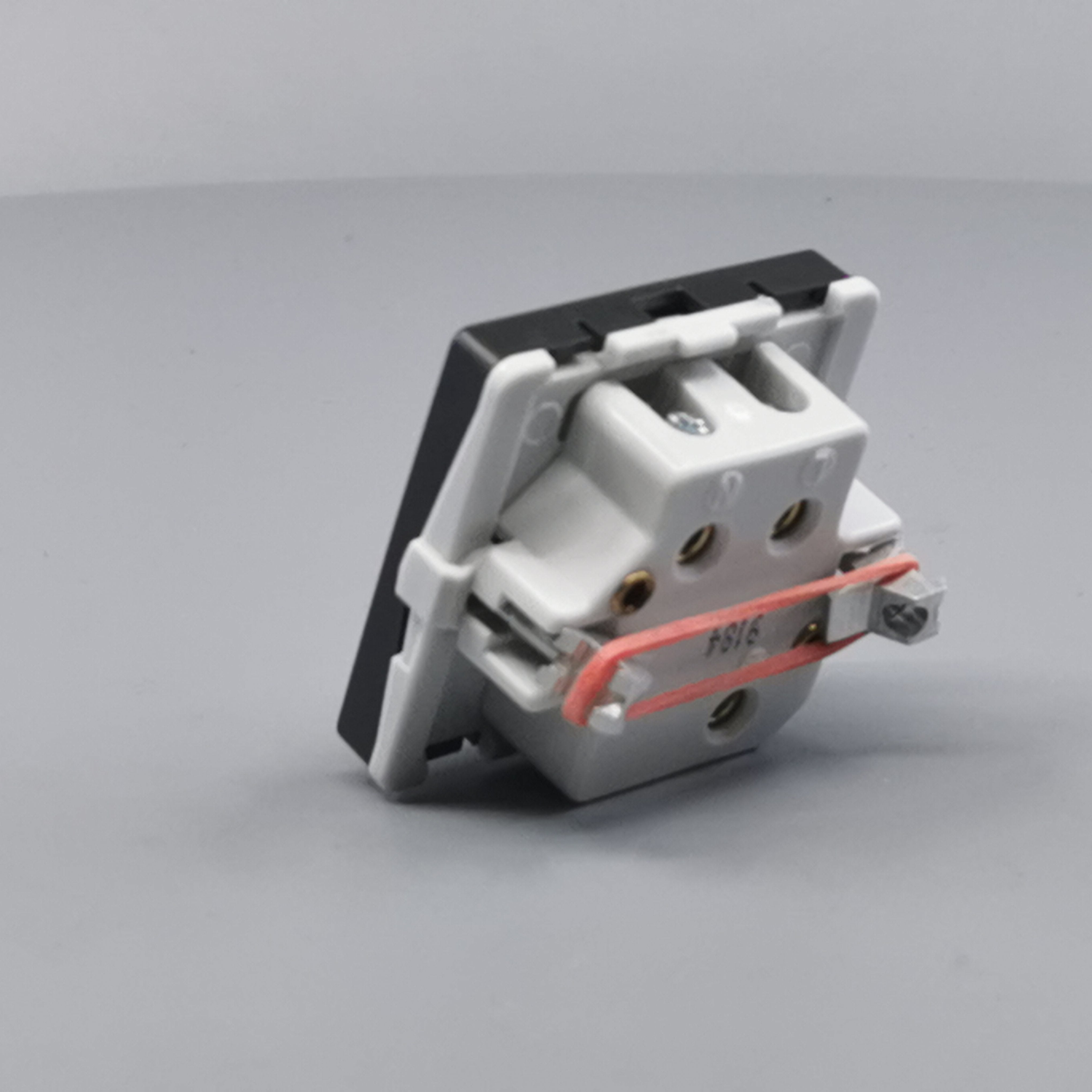 Fuga Lampestikkontakt med jord 50x50 koksgrå