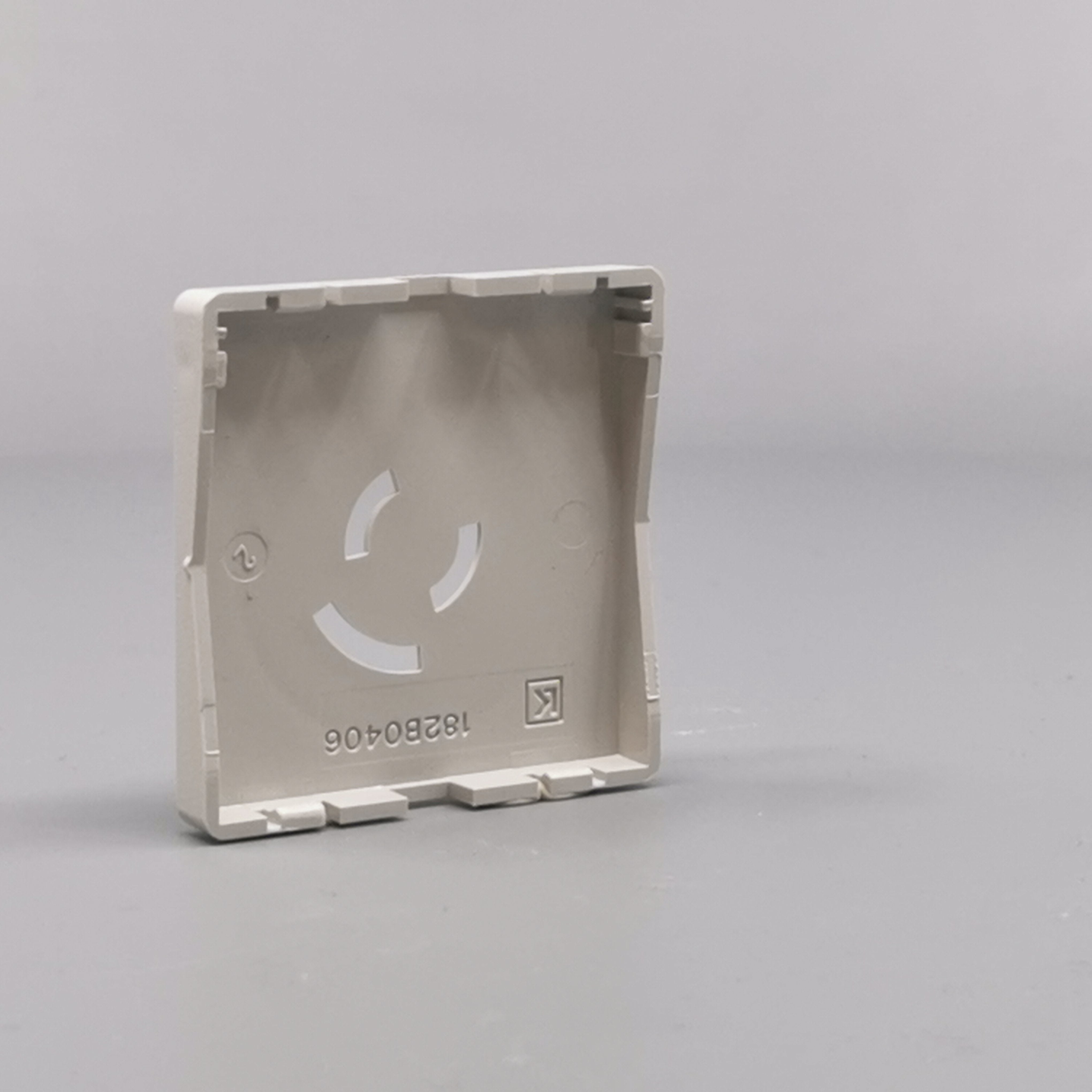 Fuga Afdækning lampestikkontakt 50x50 lysegrå